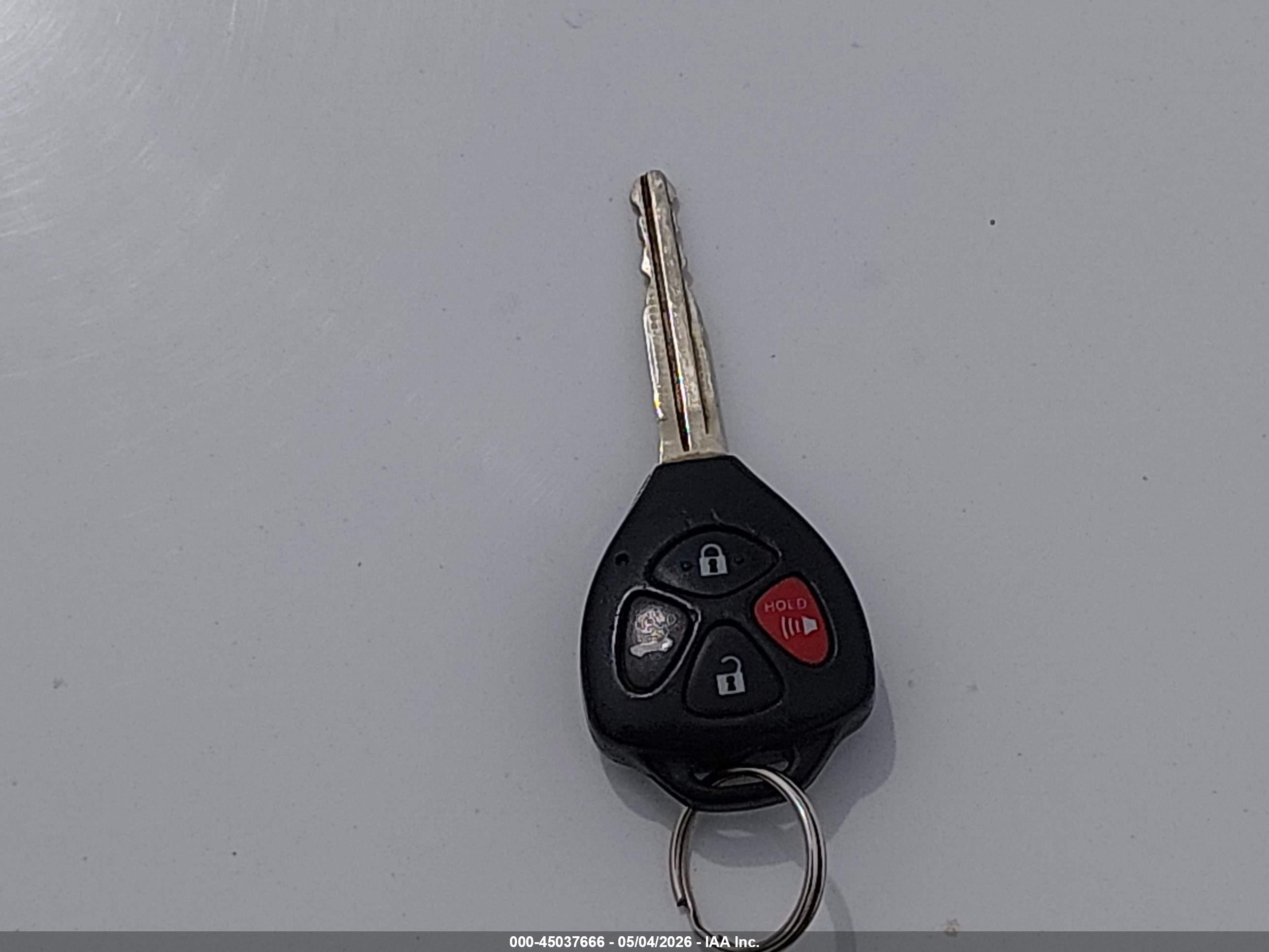 TOYOTA CAMRY image 11