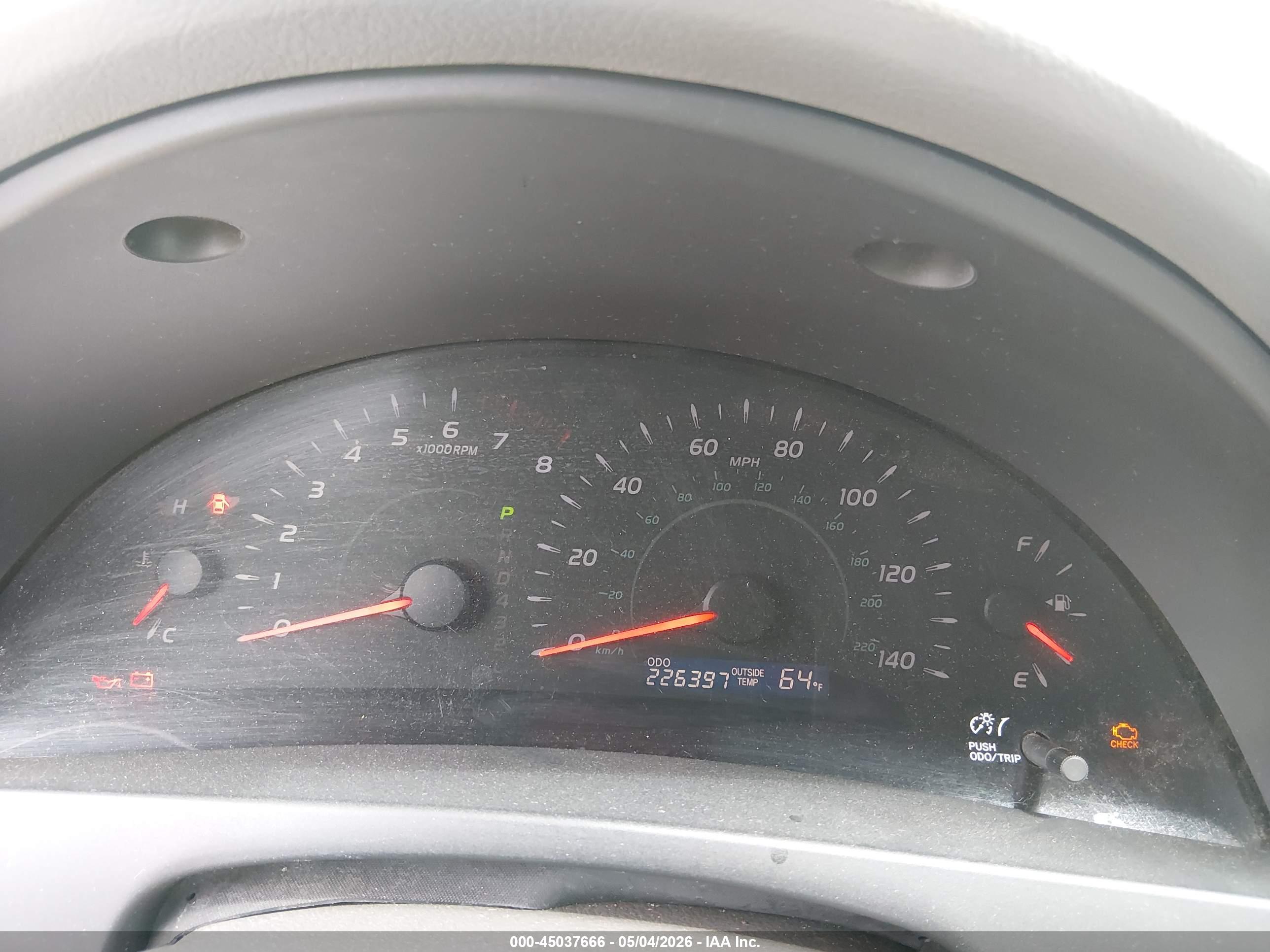 TOYOTA CAMRY image 7