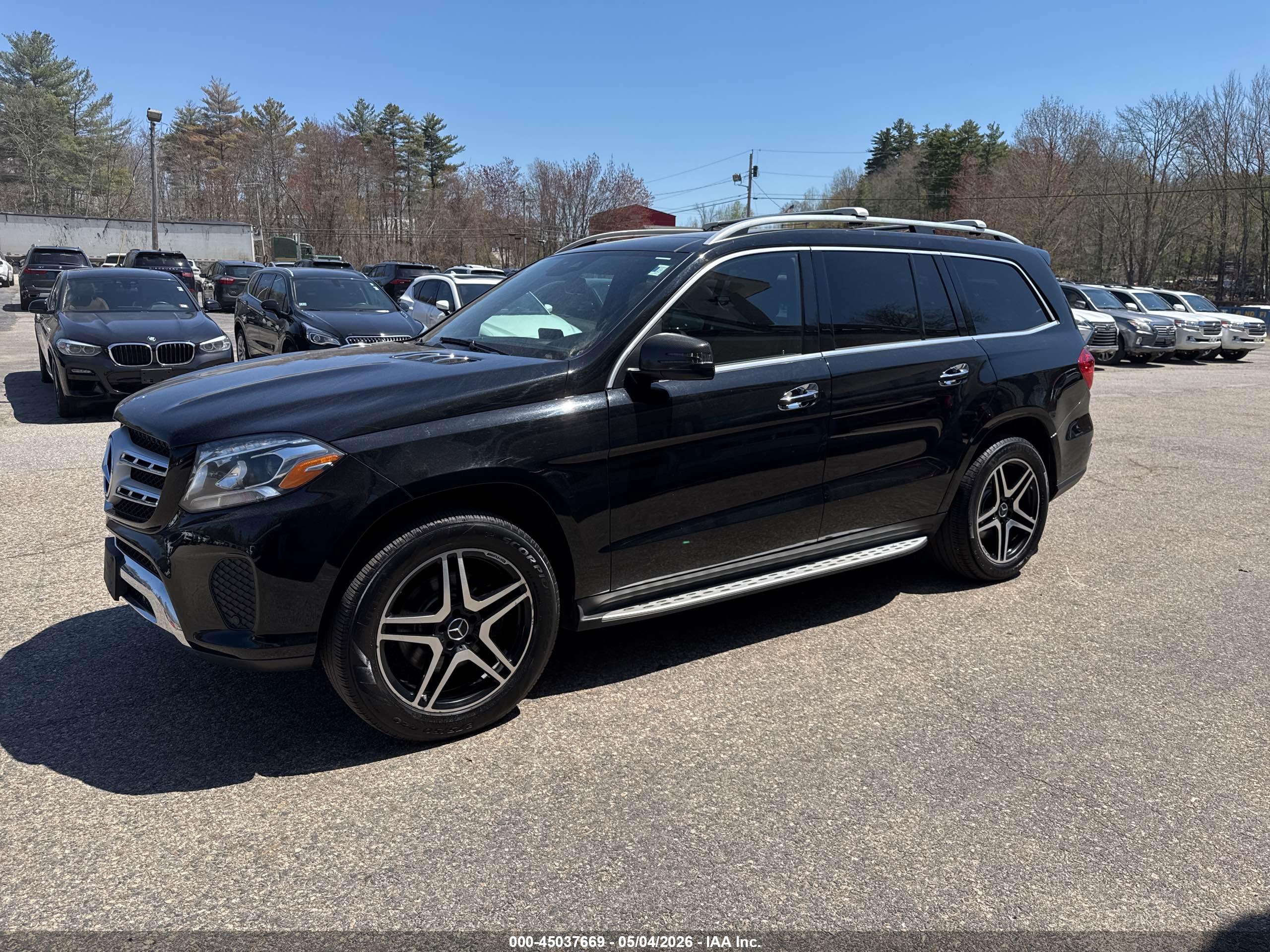 MERCEDES-BENZ GLS image 2
