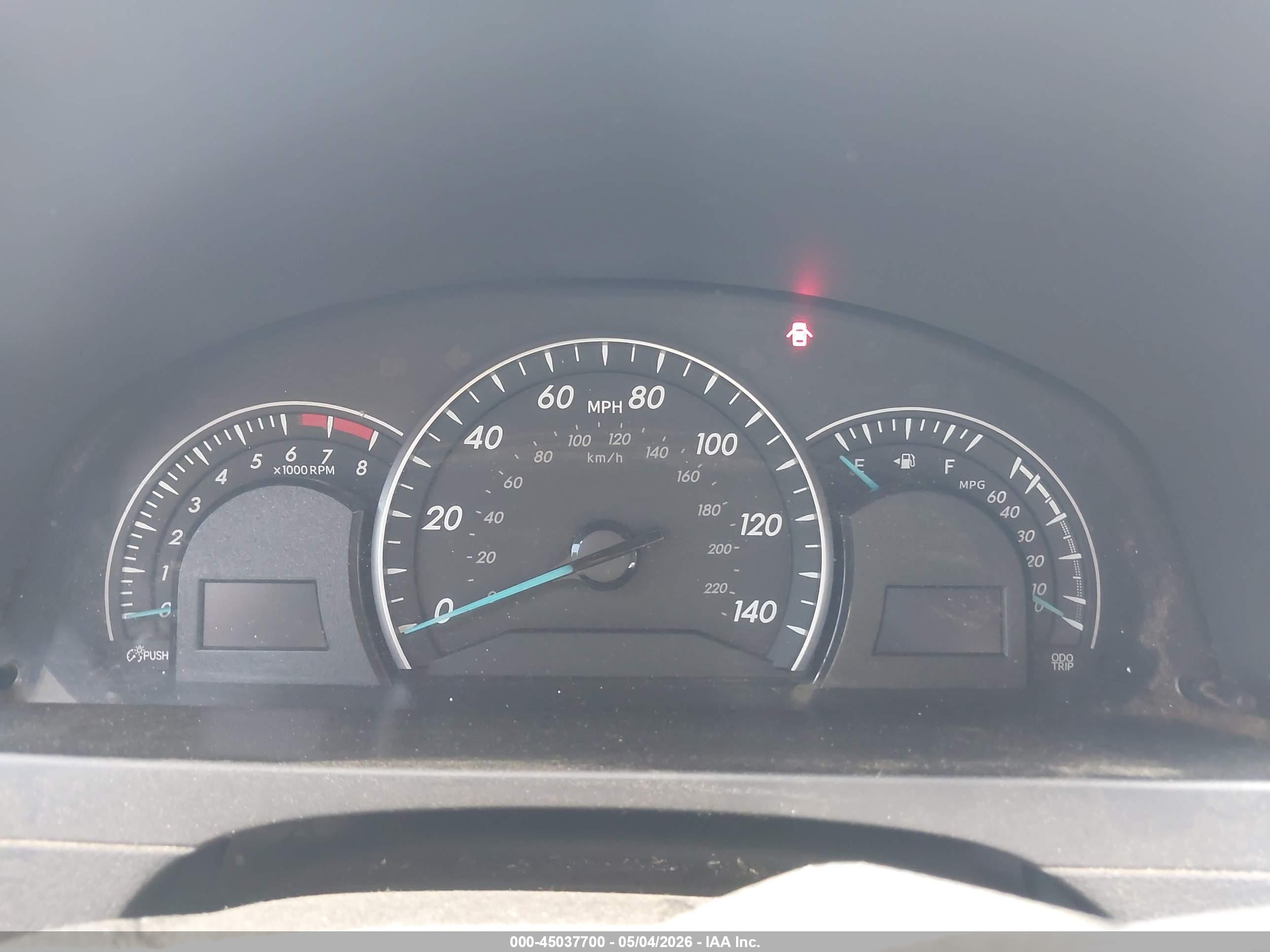 TOYOTA CAMRY image 7