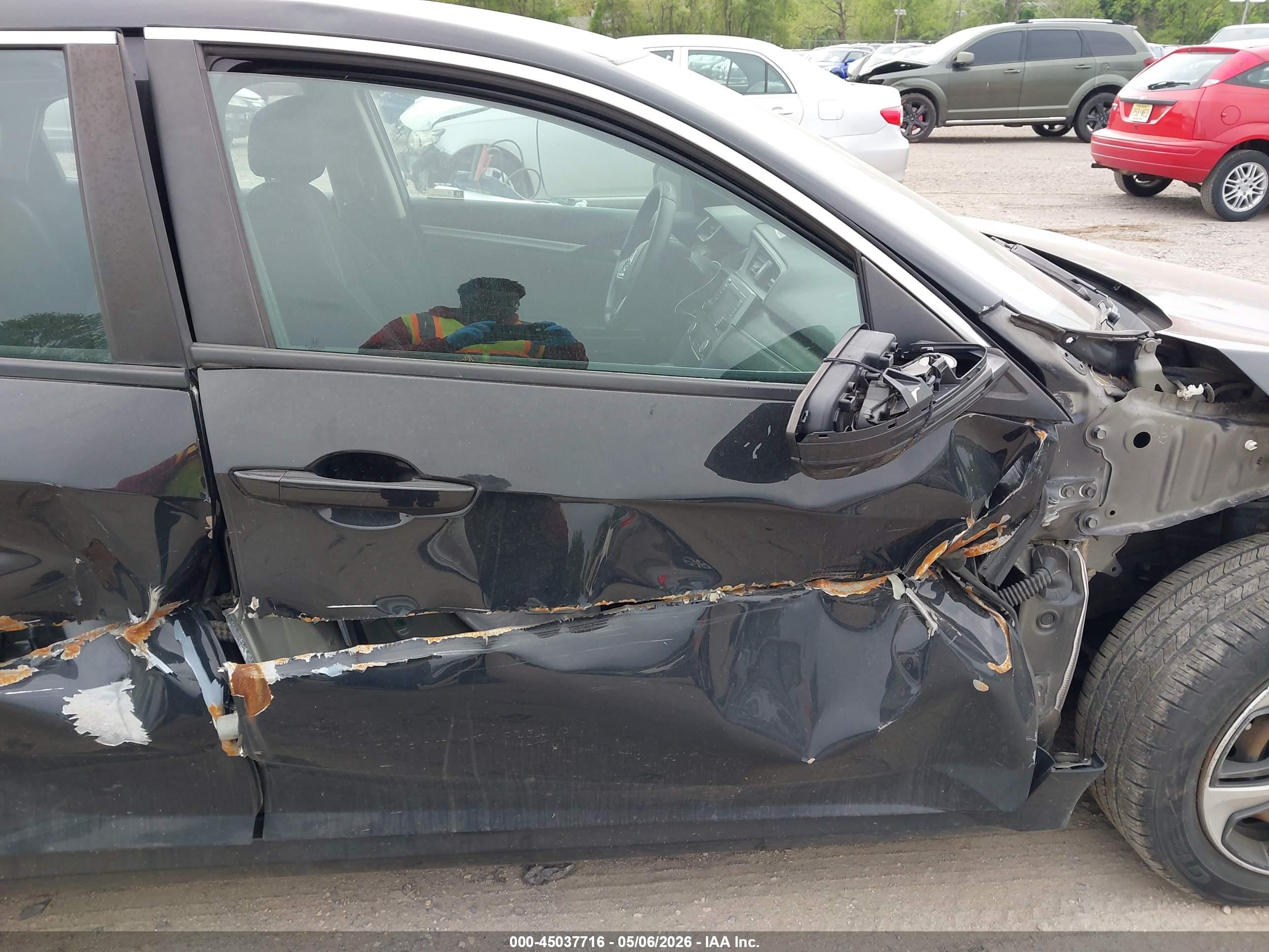 HONDA CIVIC image 5