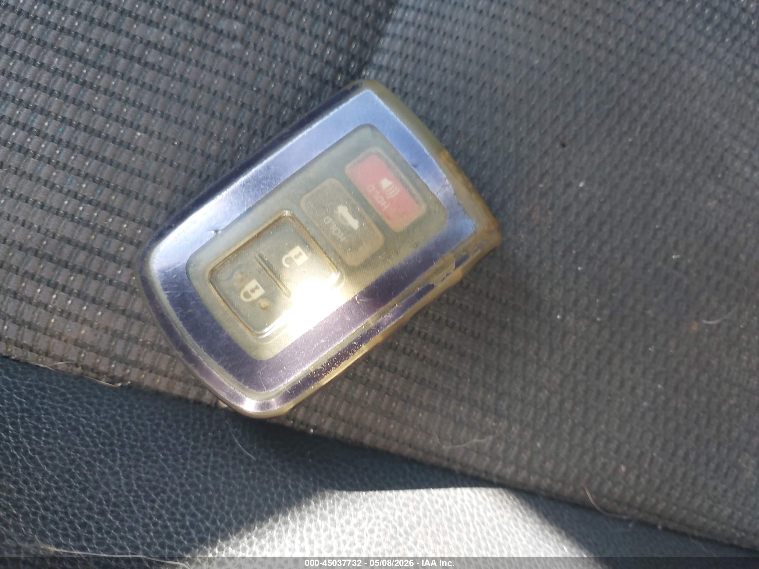TOYOTA COROLLA image 11