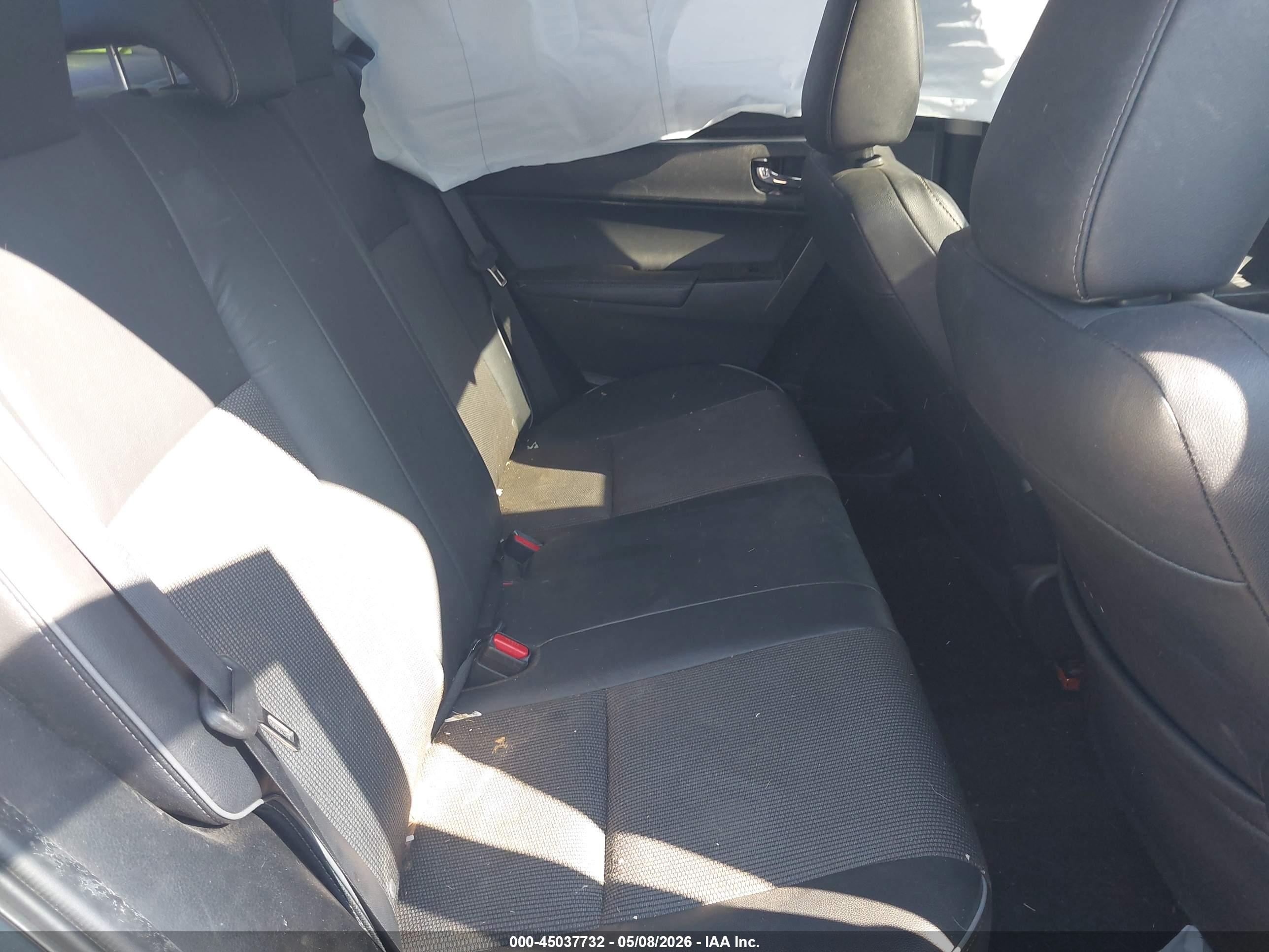 TOYOTA COROLLA image 8