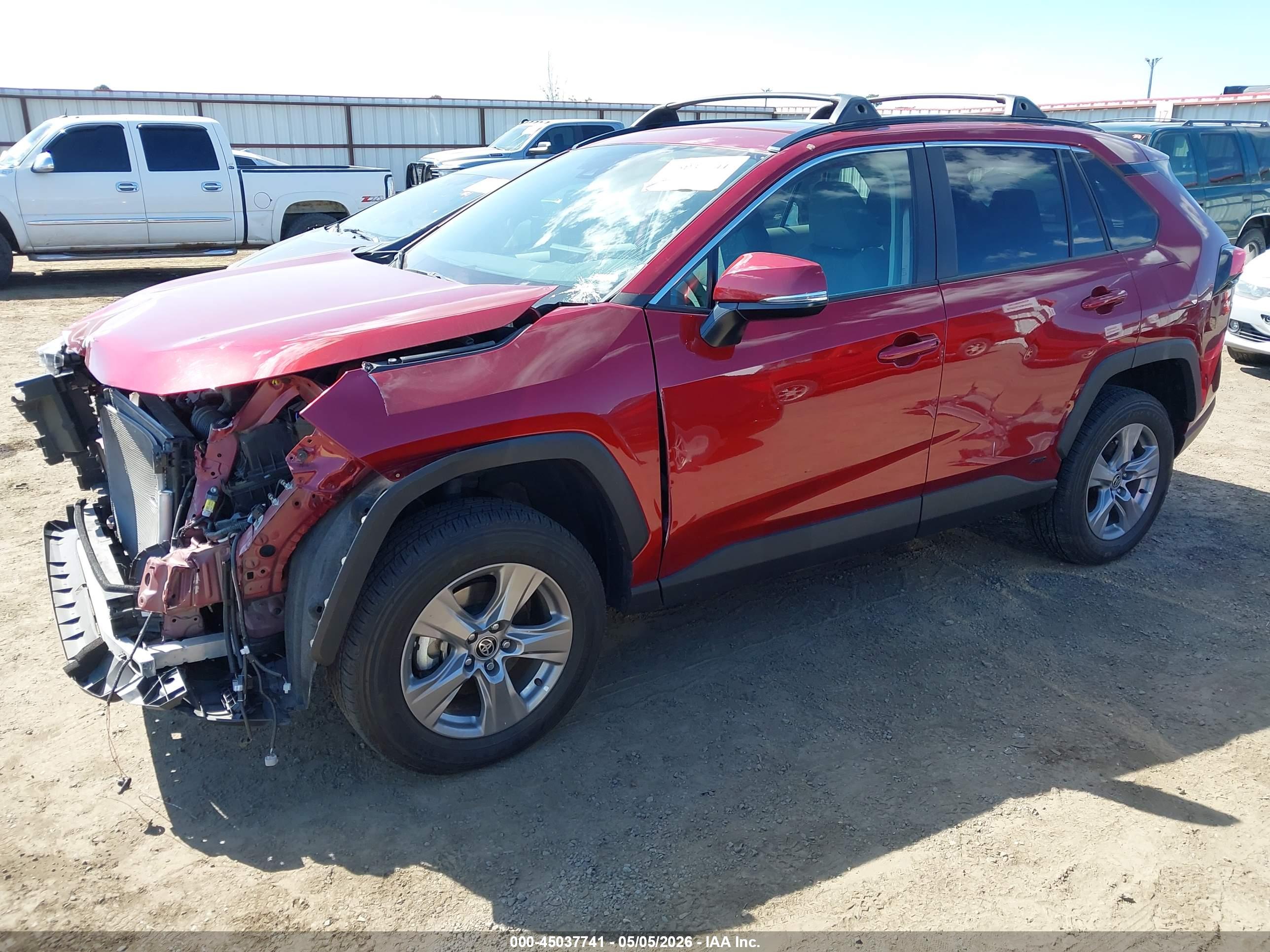 TOYOTA RAV4 image 2