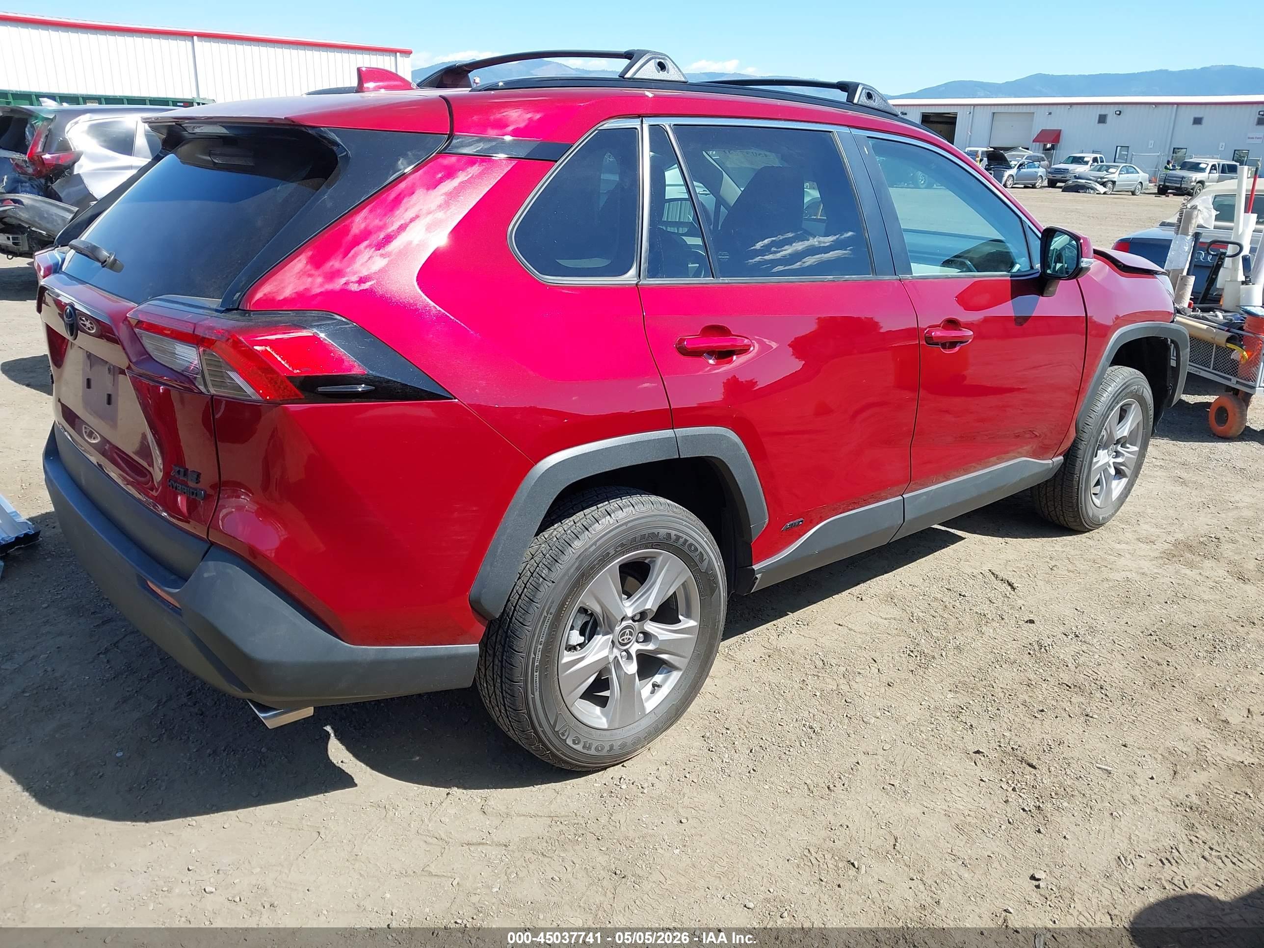 TOYOTA RAV4 image 4