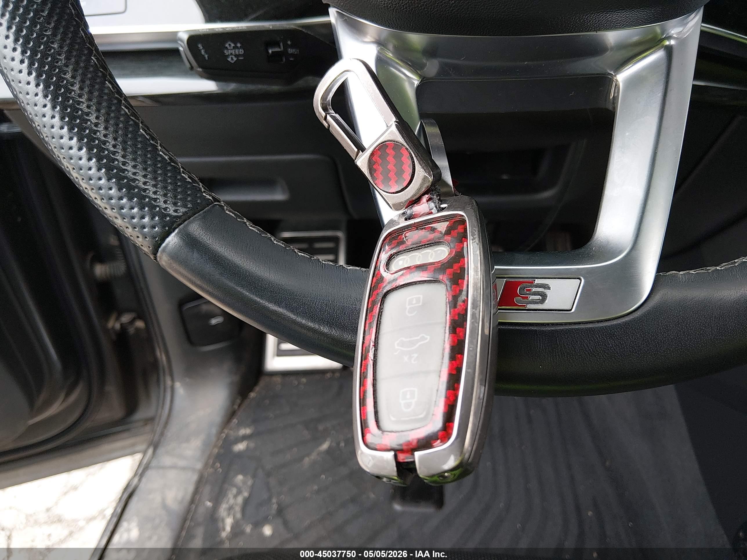 AUDI SQ7 image 11