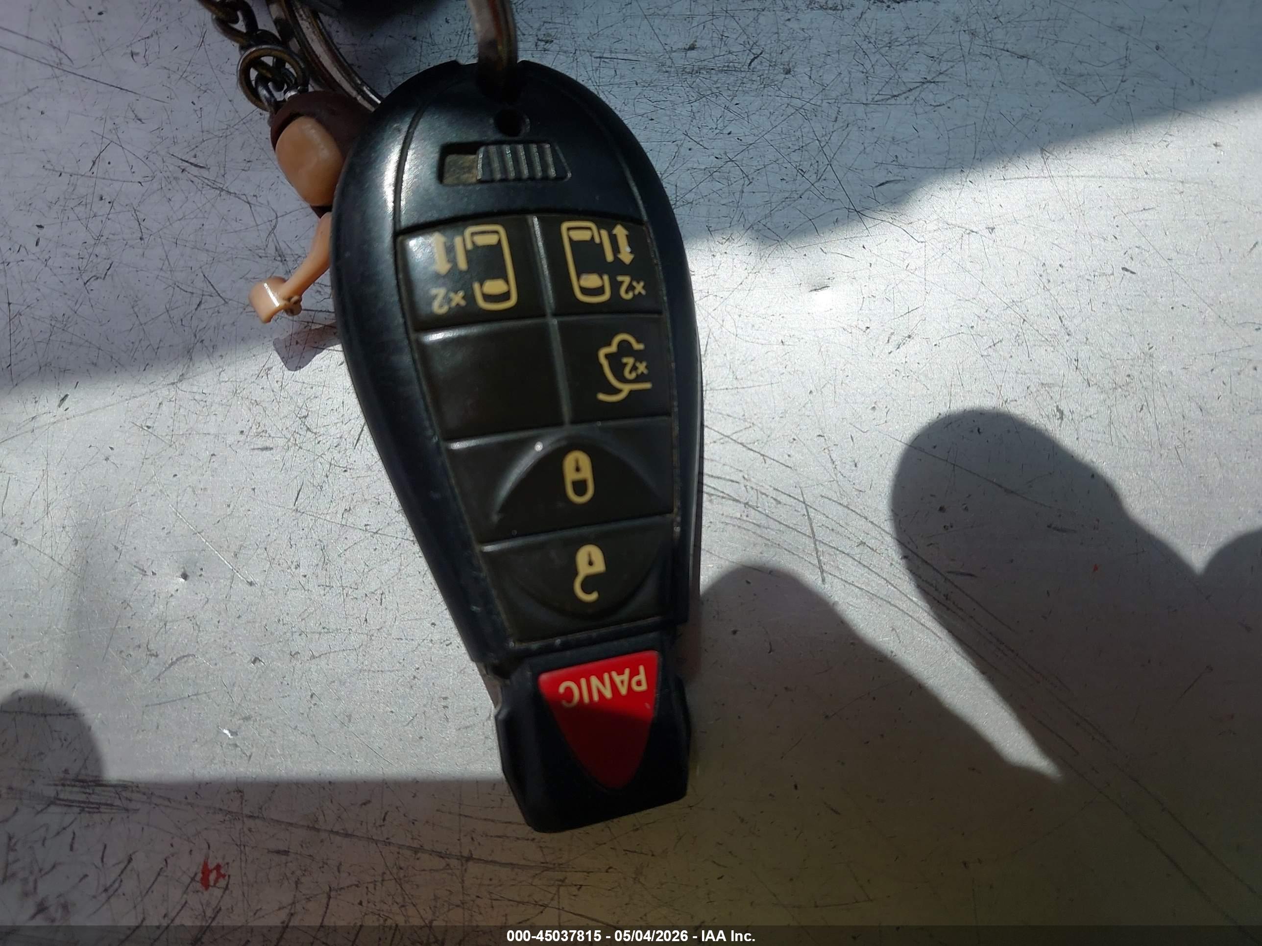 CHRYSLER TOWN image 11