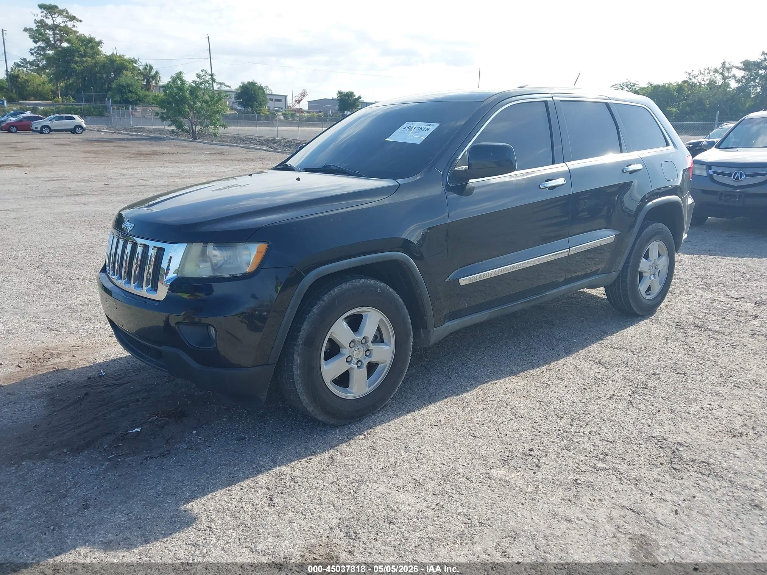 JEEP GRAND image 2