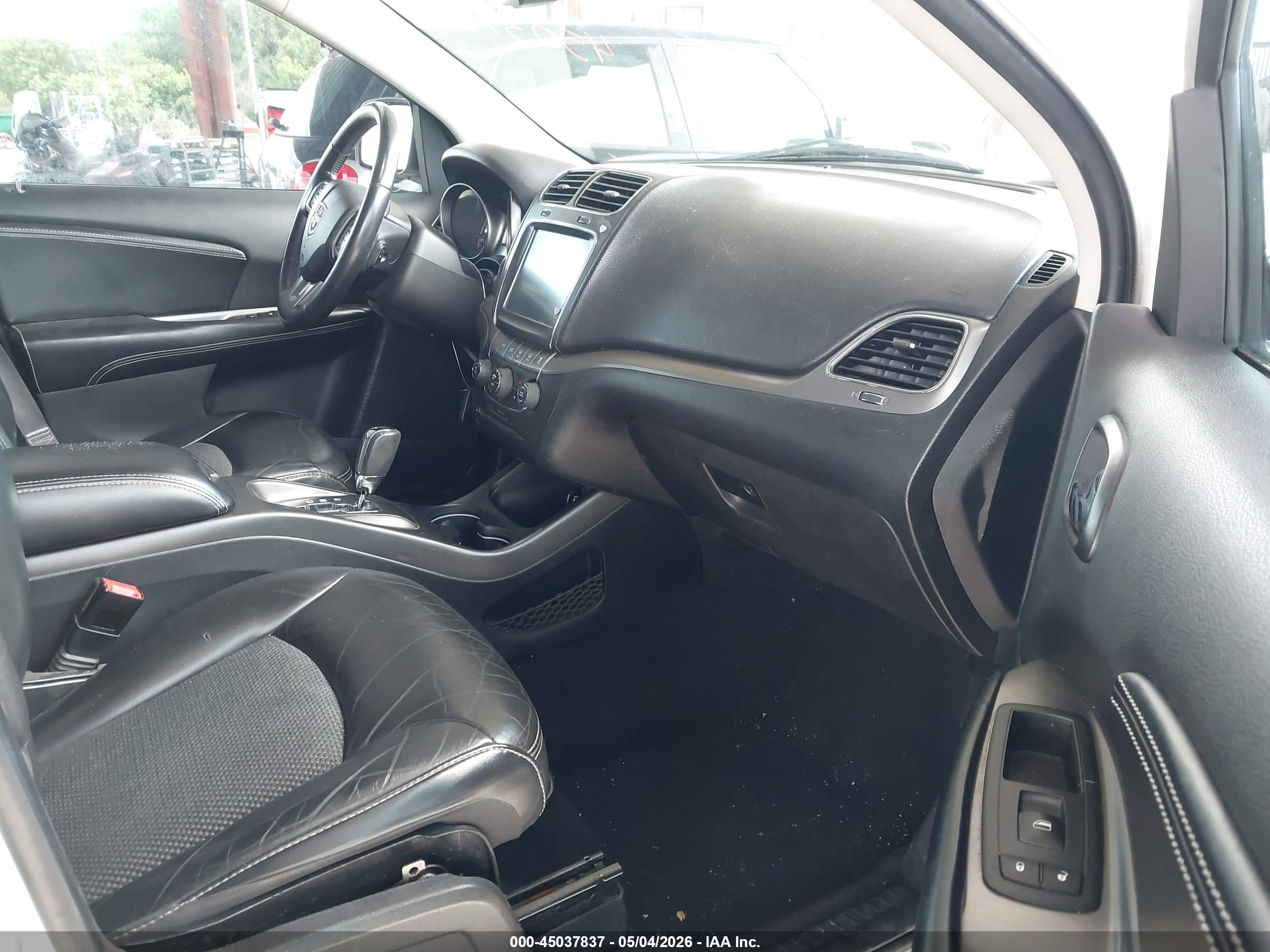 DODGE JOURNEY image 5