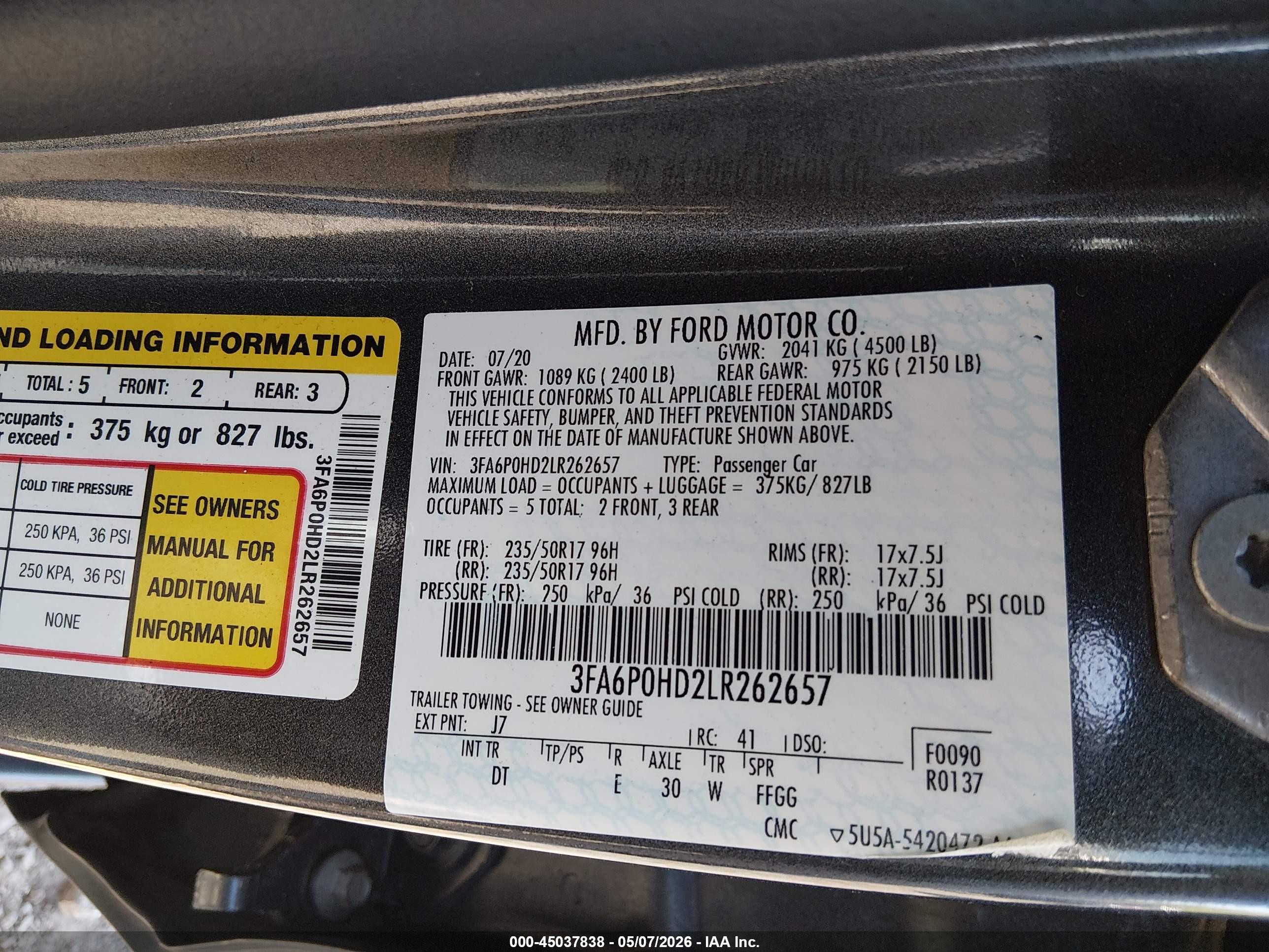 FORD FUSION image 9