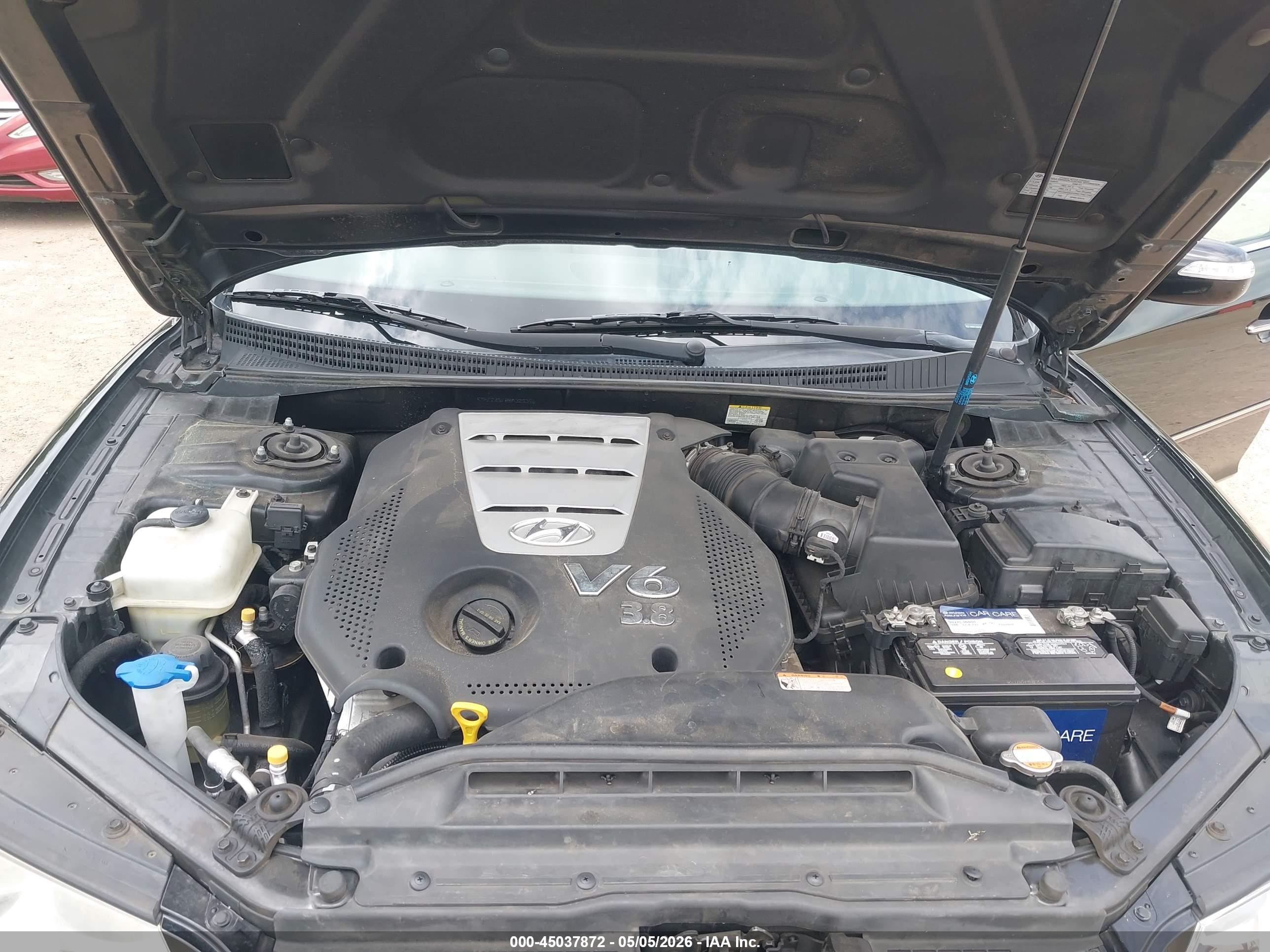 HYUNDAI AZERA image 10