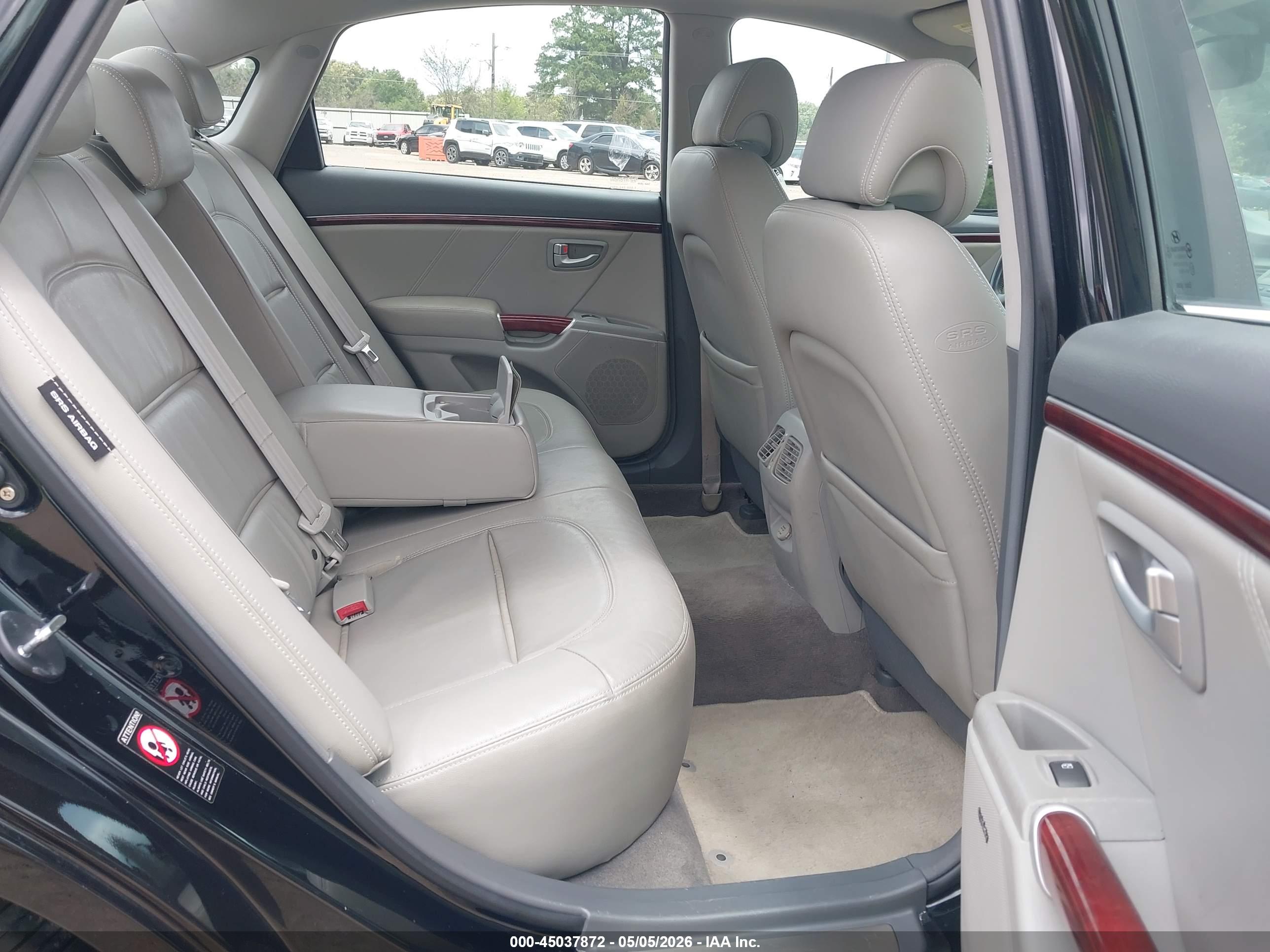 HYUNDAI AZERA image 8