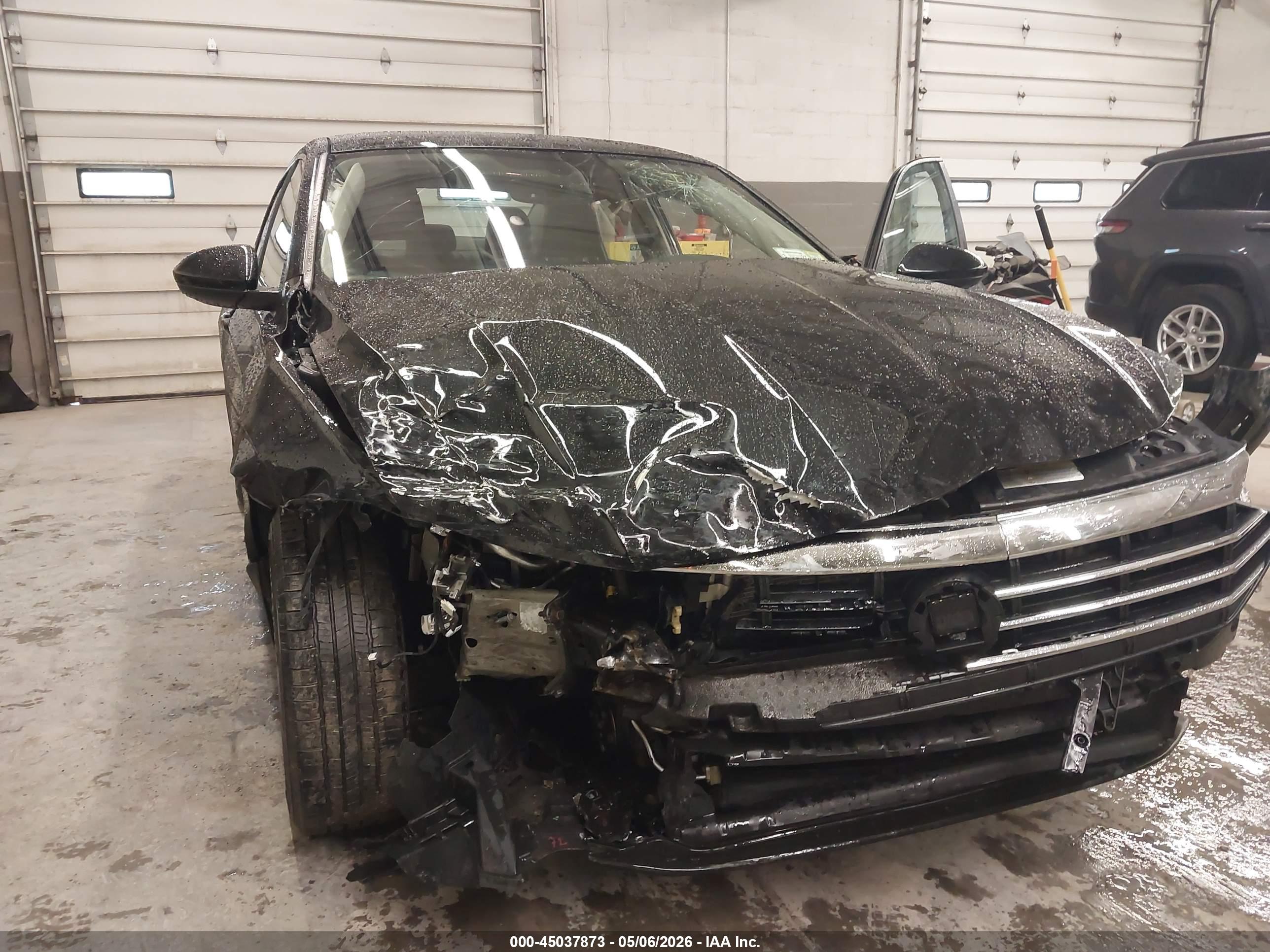 VOLKSWAGEN JETTA image 6