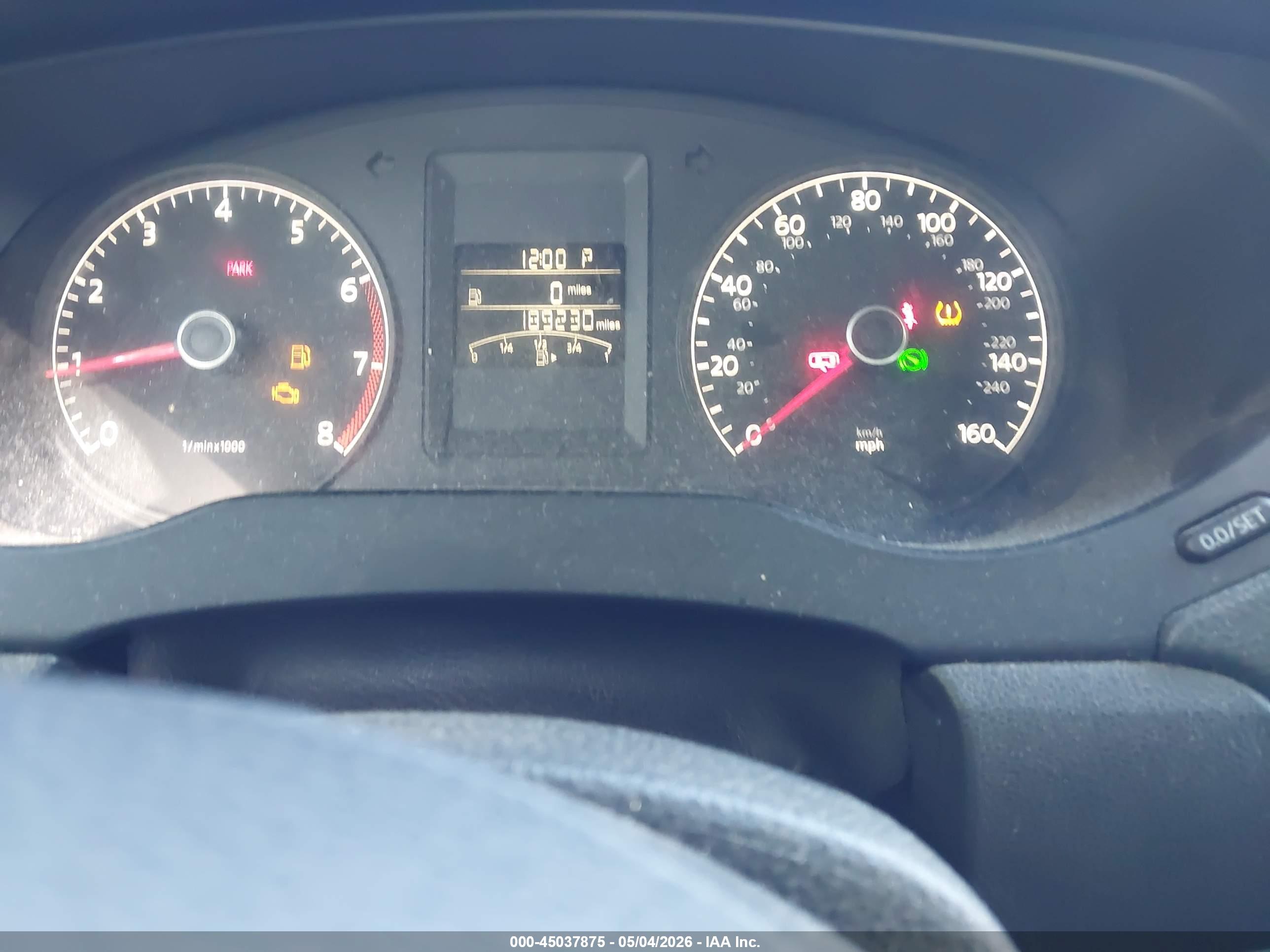 VOLKSWAGEN JETTA image 7