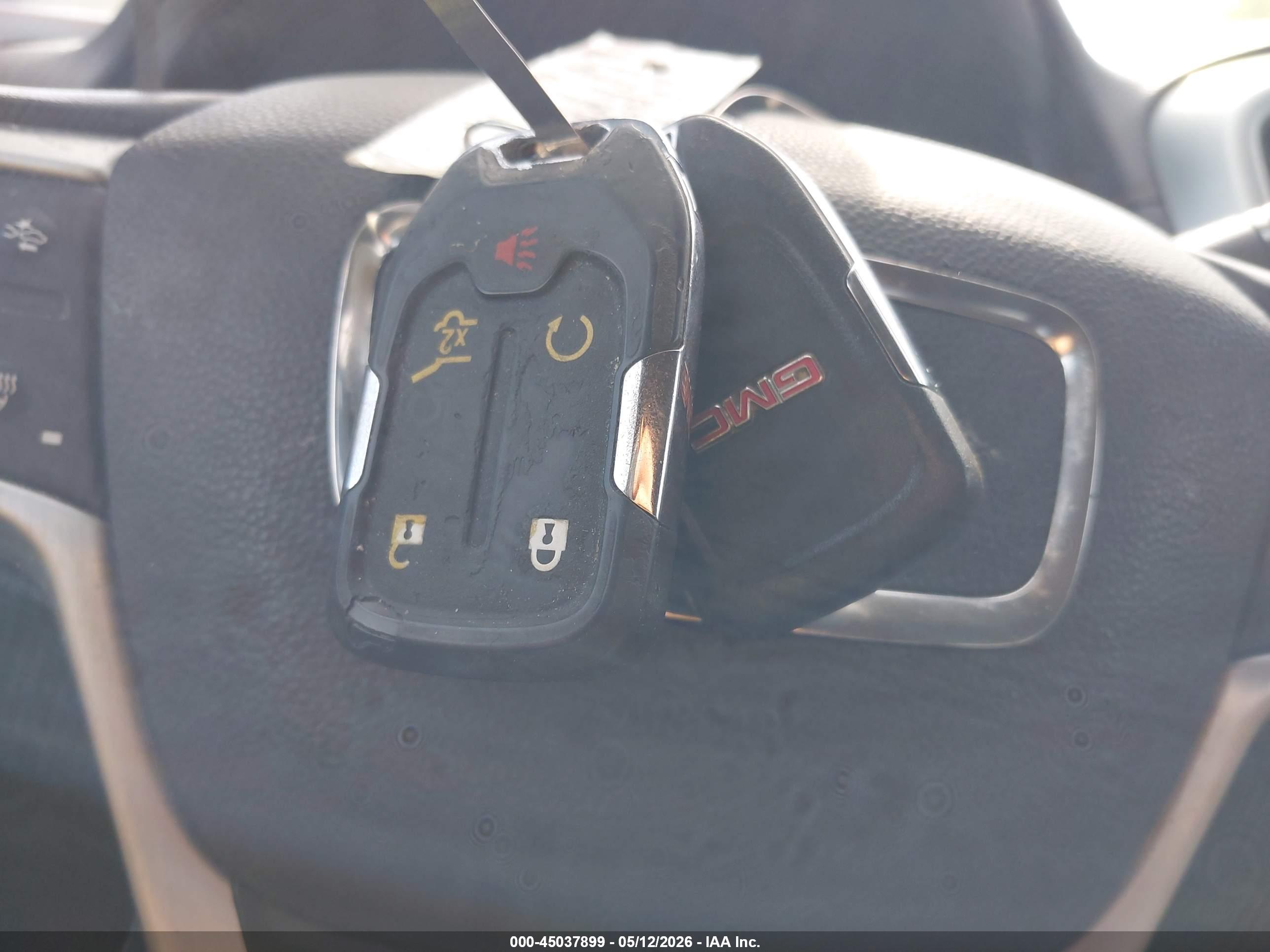GMC TERRAIN image 11