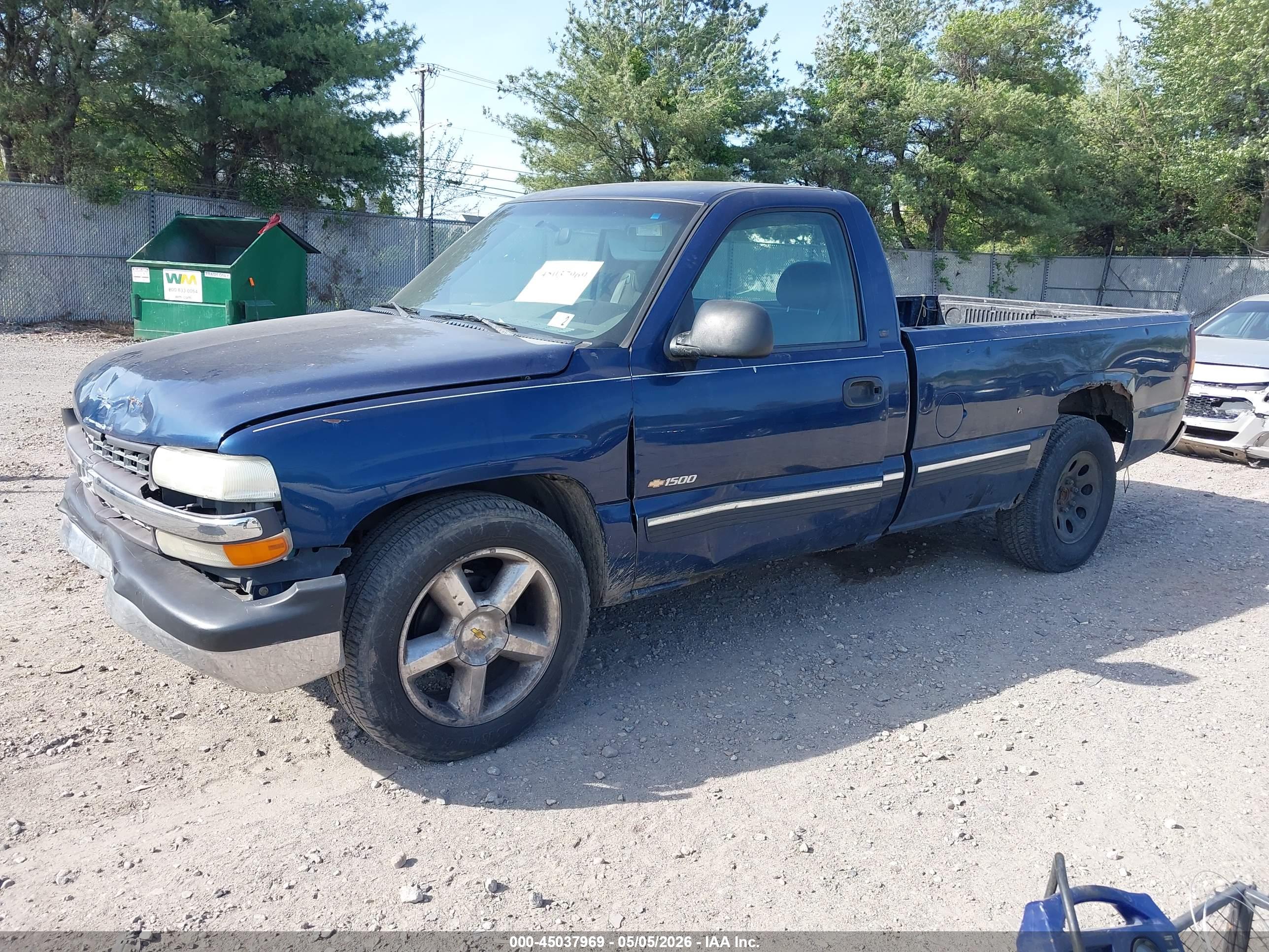 CHEVROLET SILVERADO image 2