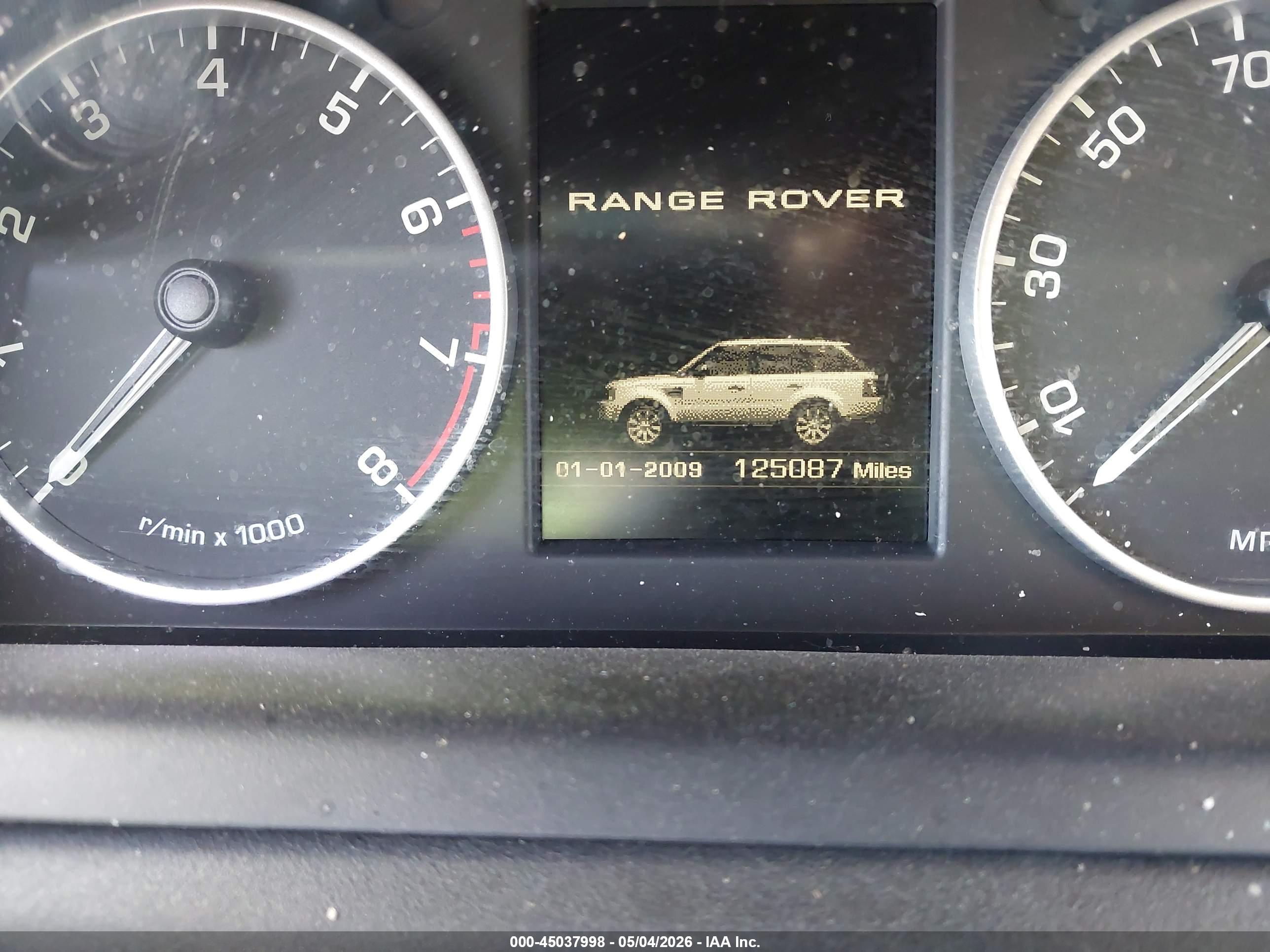 LAND ROVER image 7