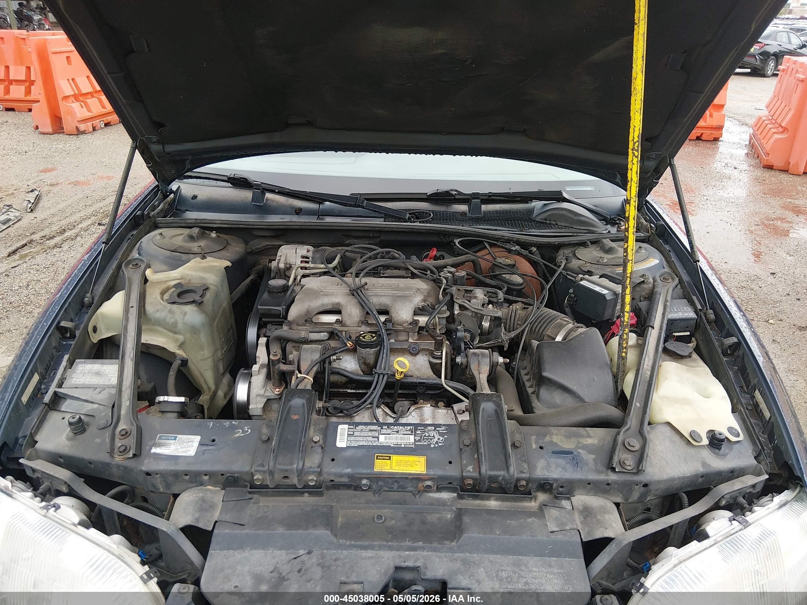 CHEVROLET LUMINA image 10