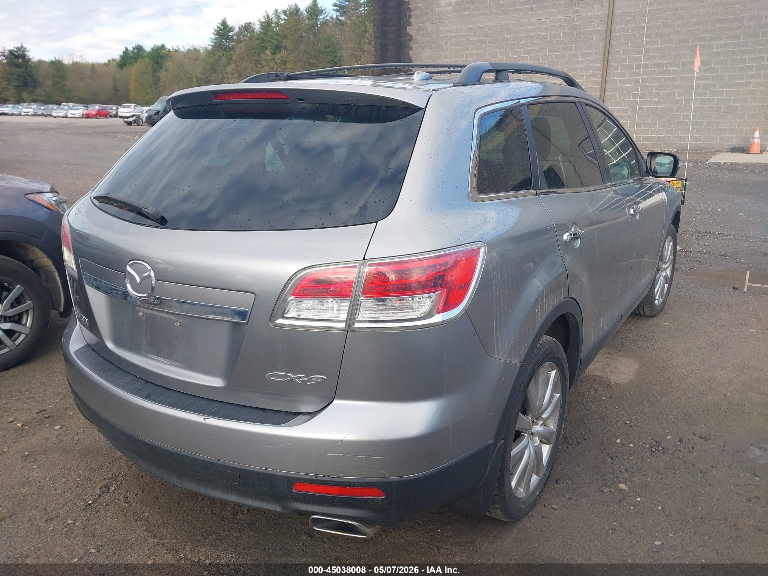 MAZDA CX-9 image 4
