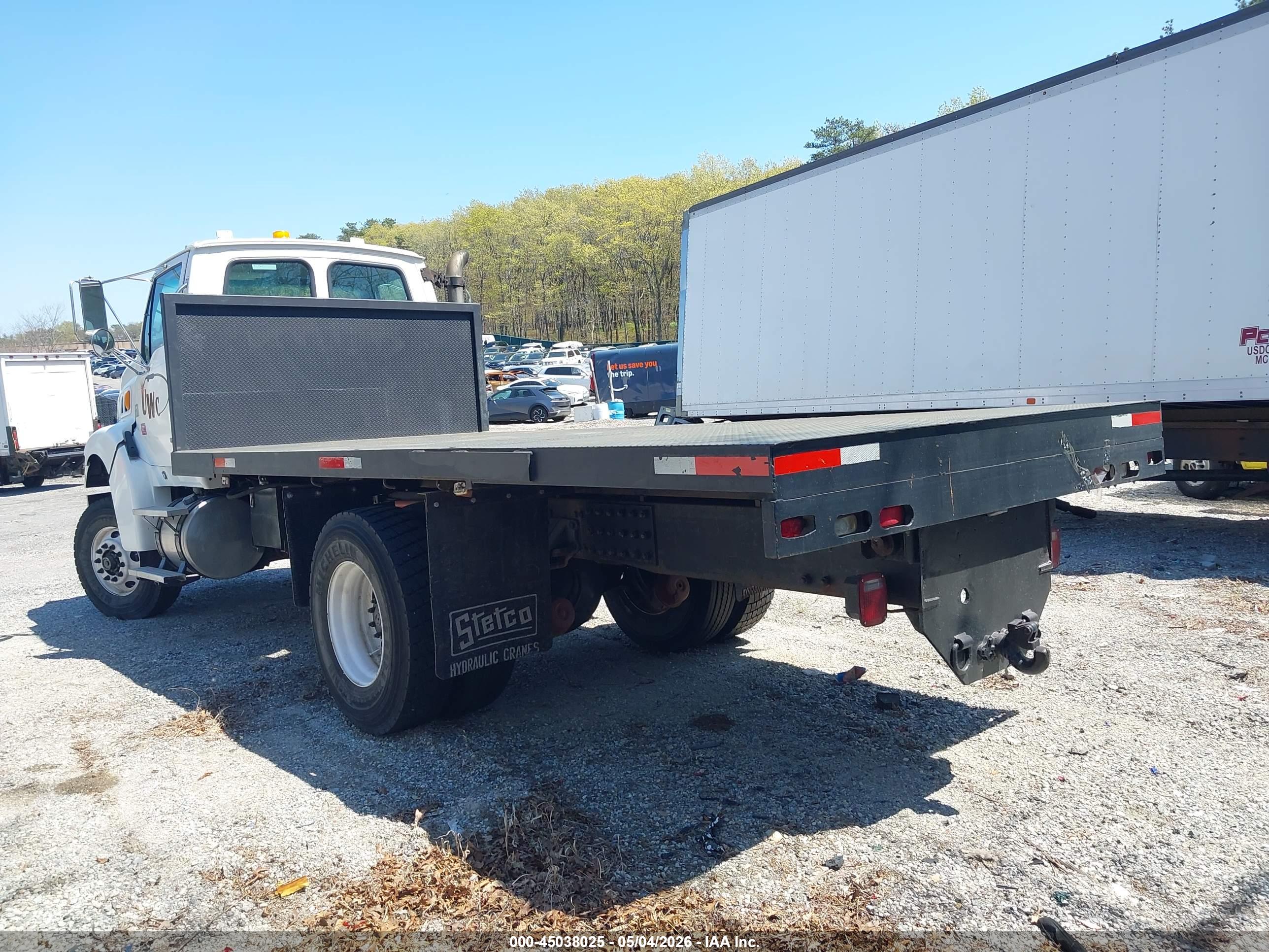 STERLING TRUCK image 3