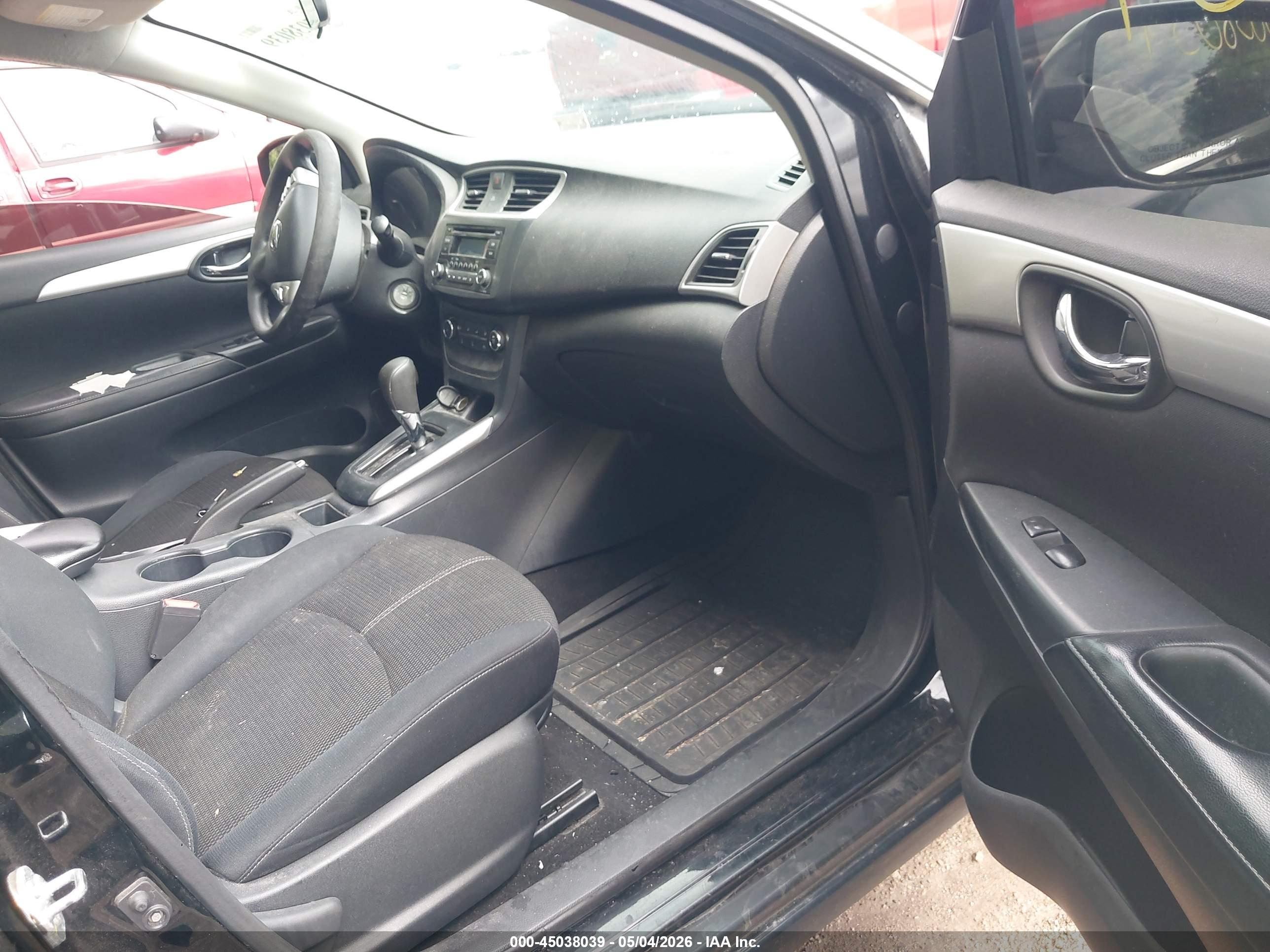 NISSAN SENTRA image 5