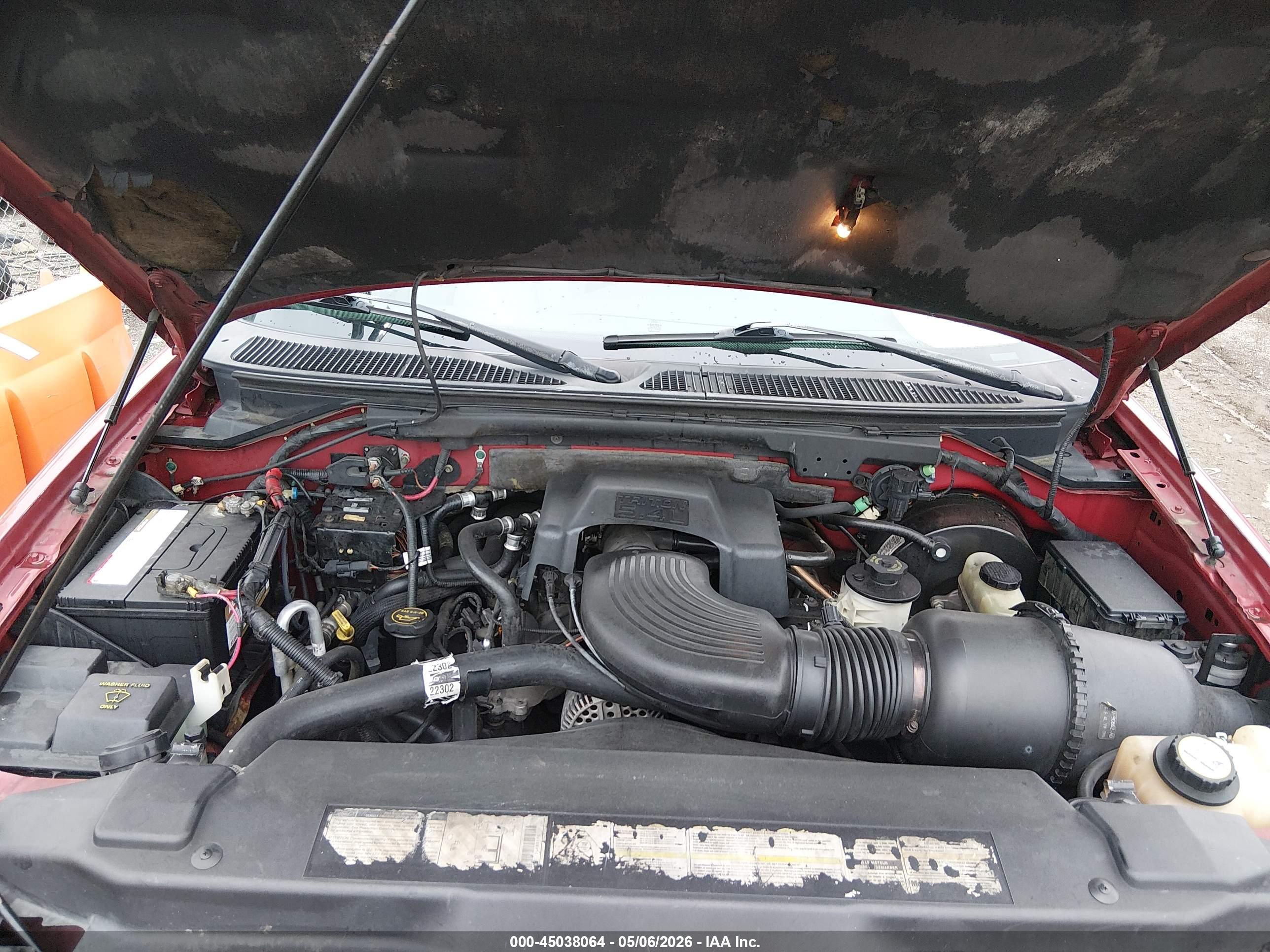 FORD EXPEDITION image 10