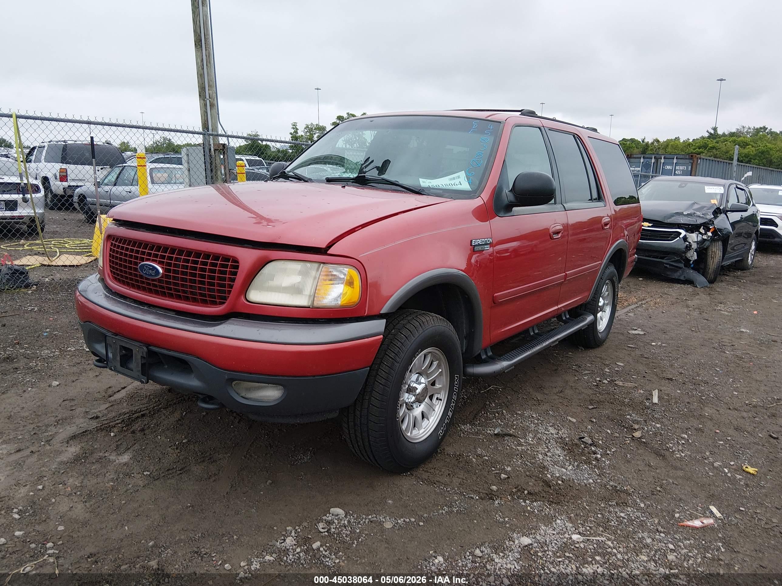 FORD EXPEDITION image 2
