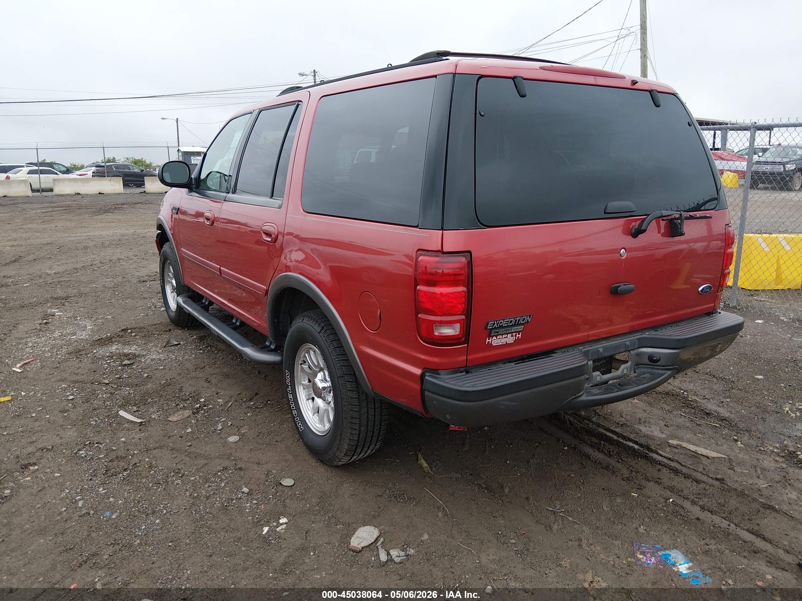 FORD EXPEDITION image 3