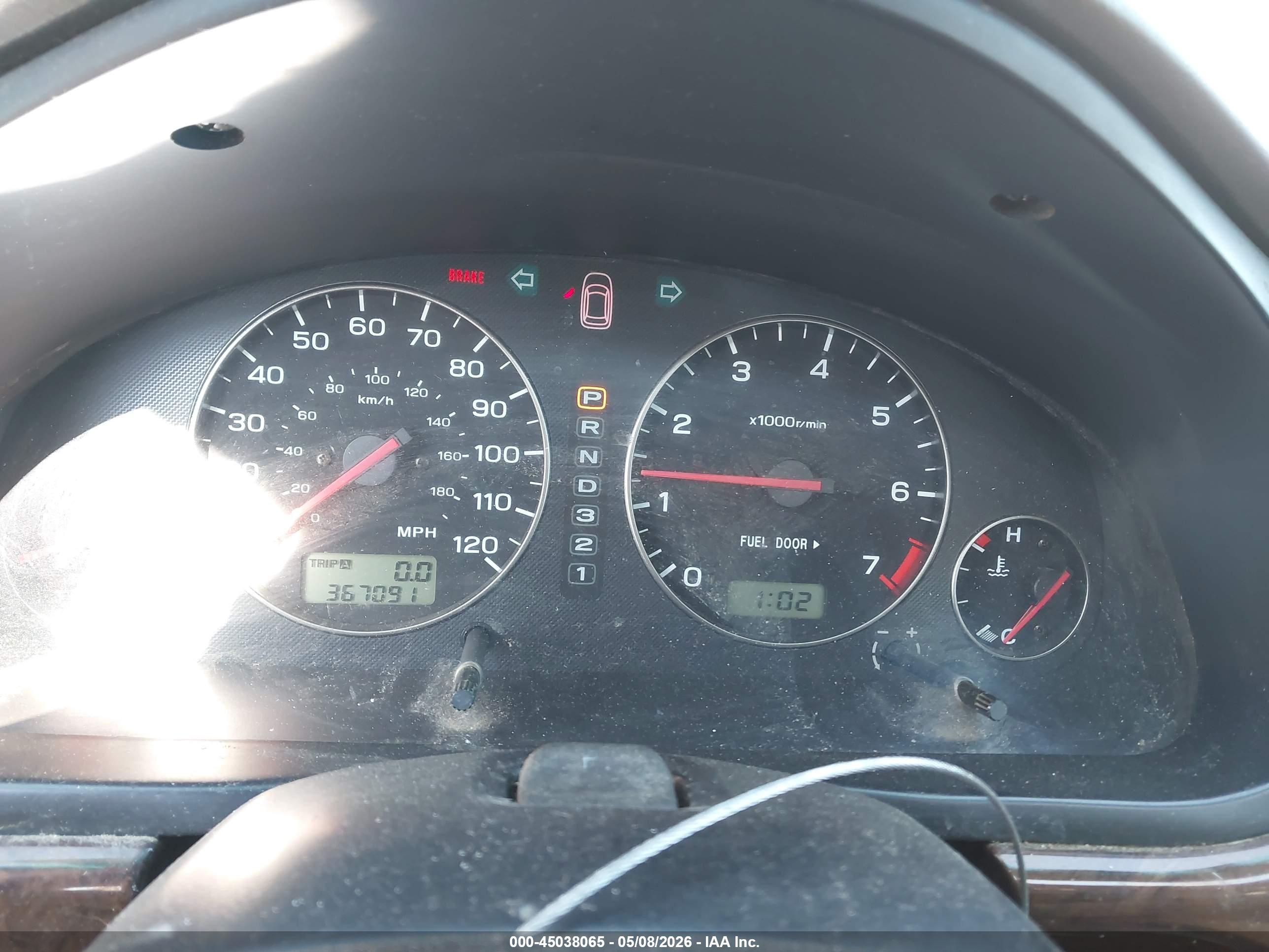 SUBARU OUTBACK image 7