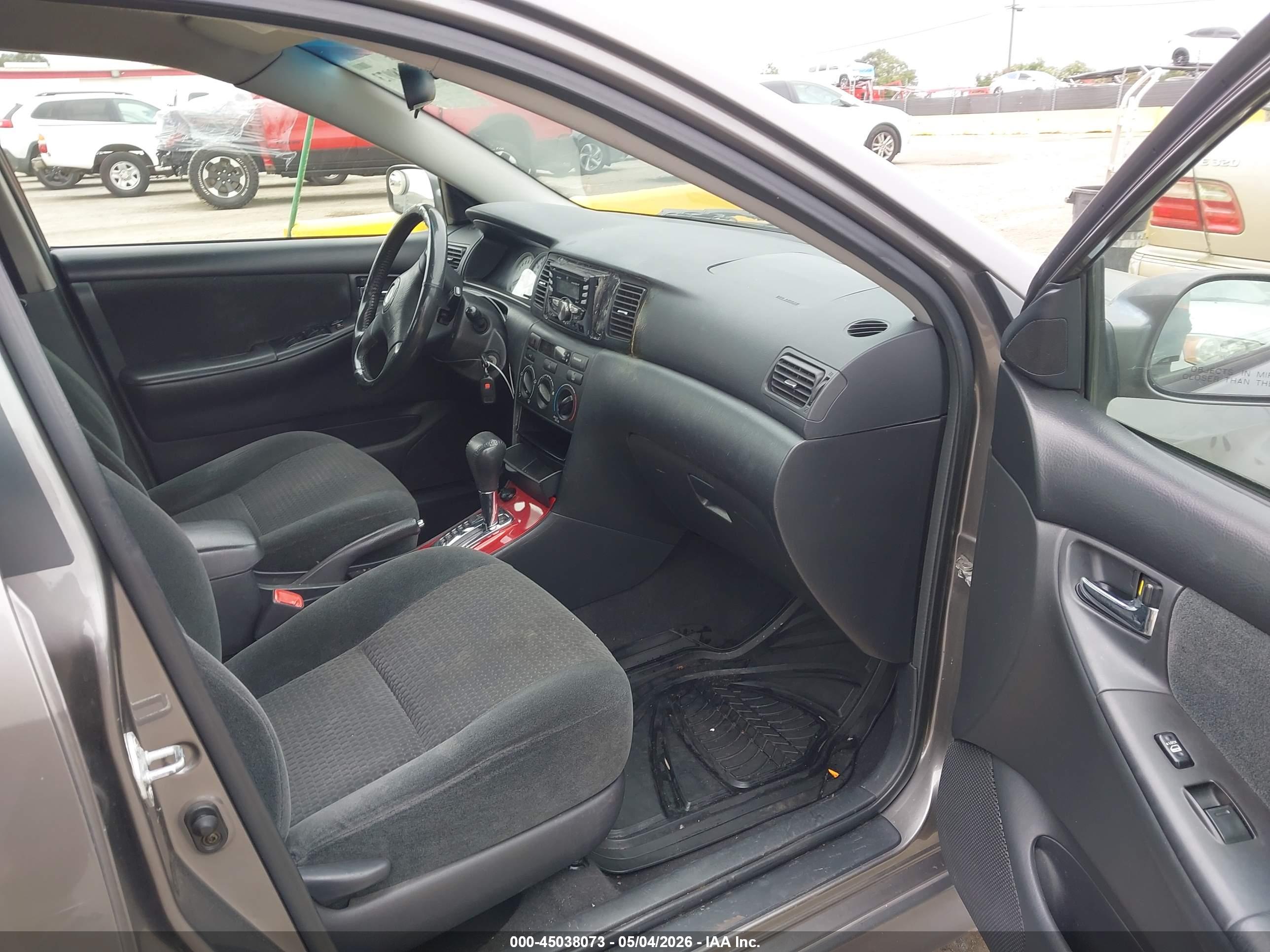 TOYOTA COROLLA image 5