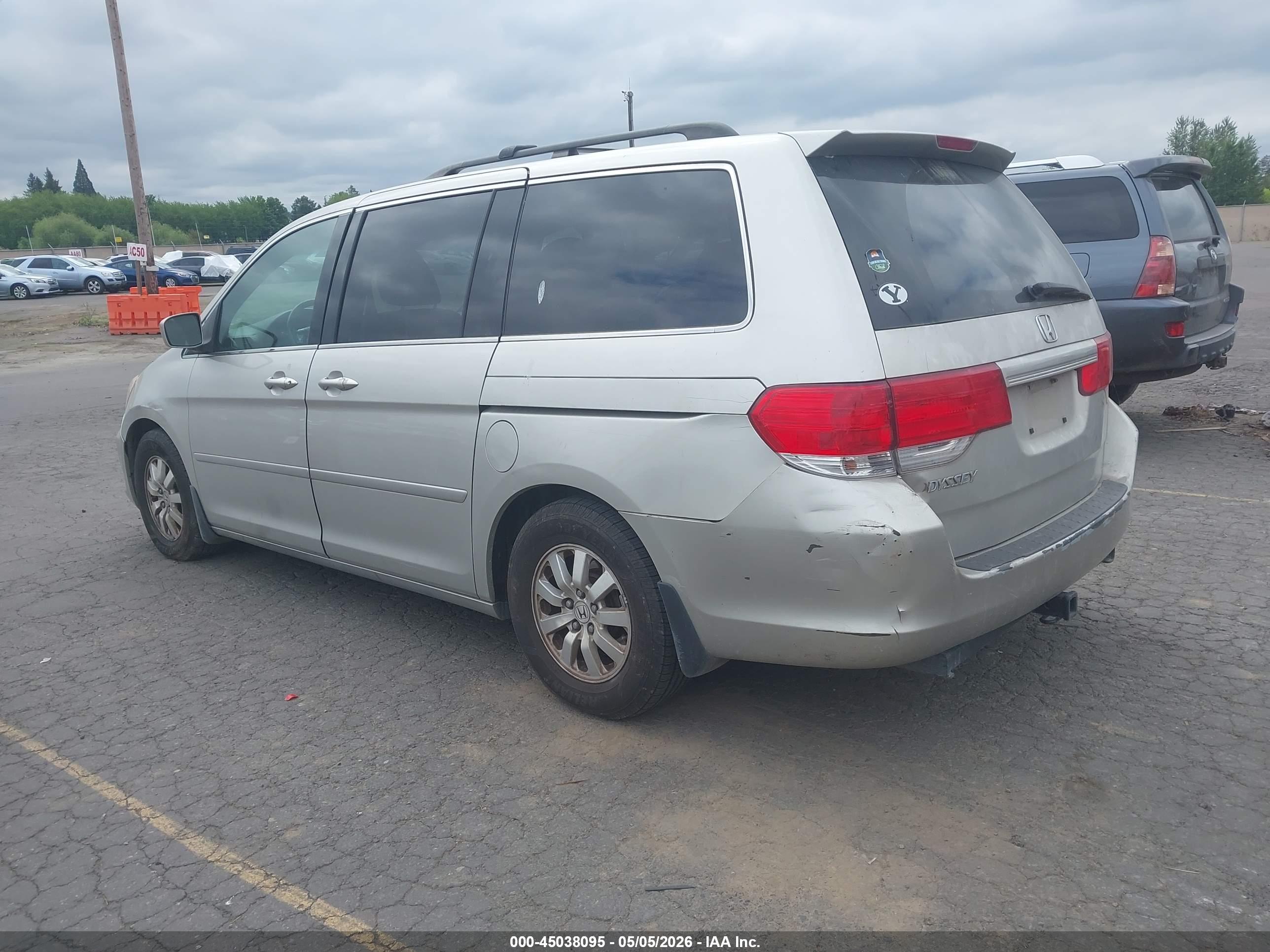HONDA ODYSSEY image 3