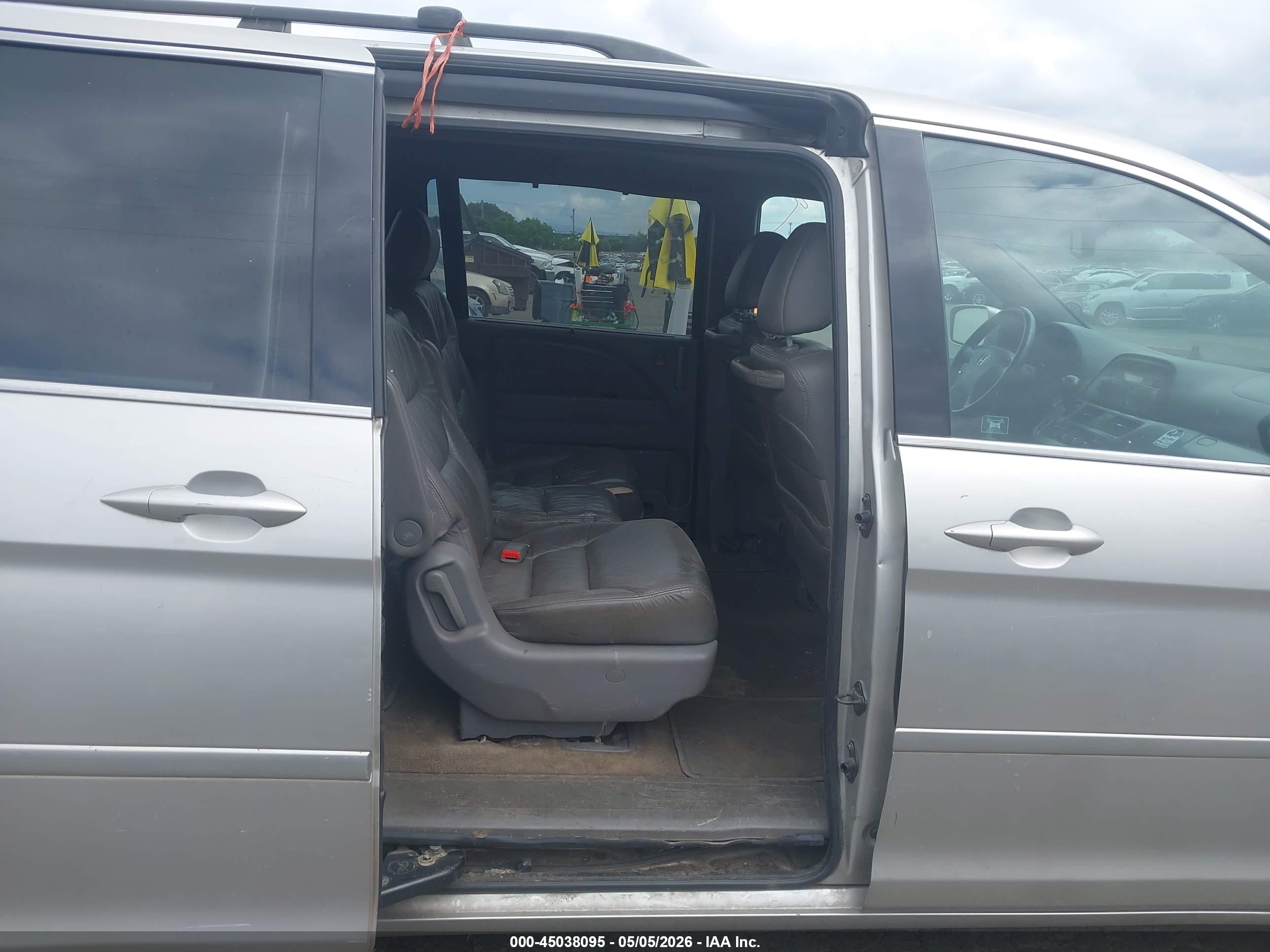 HONDA ODYSSEY image 8