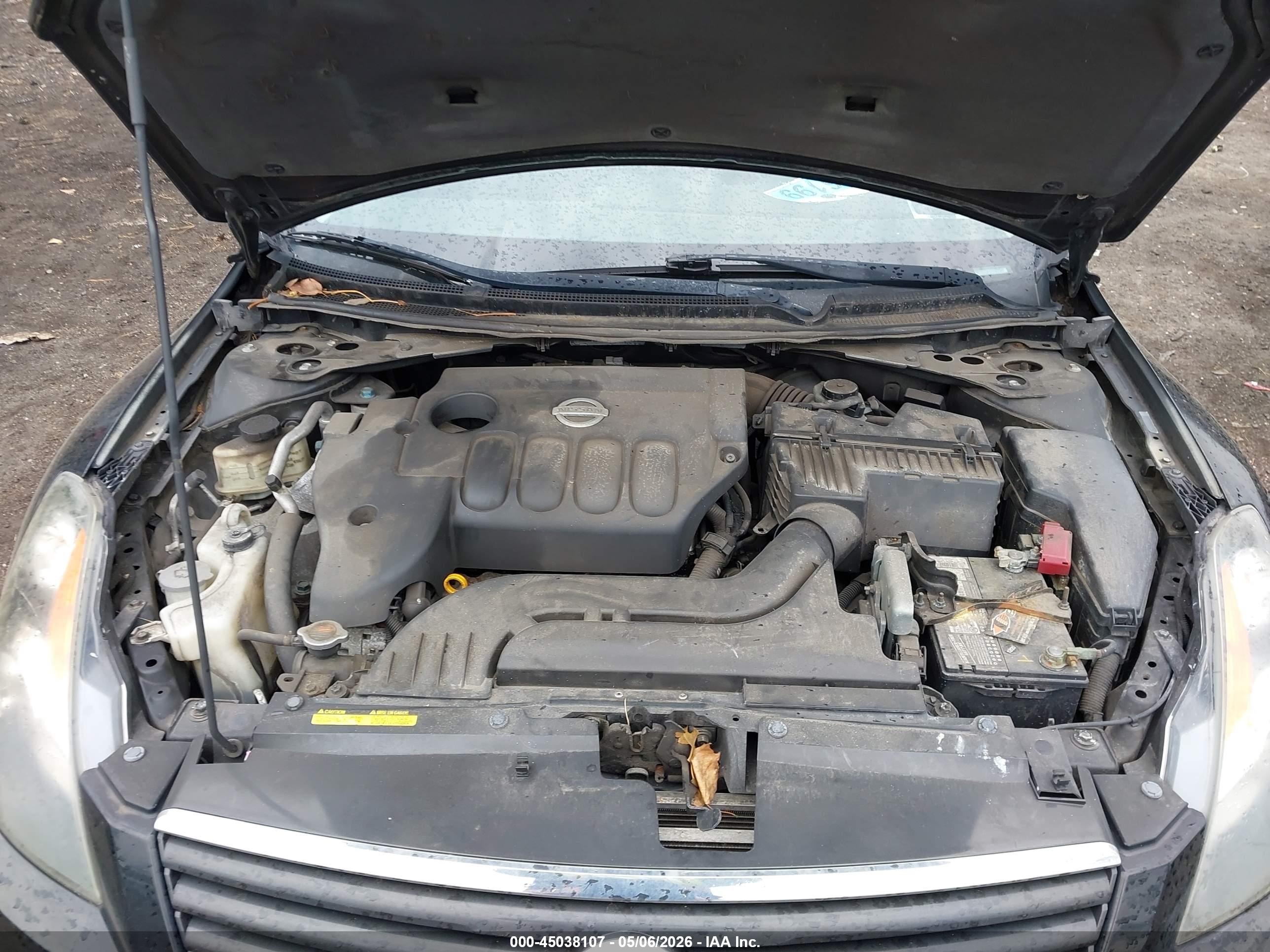 NISSAN ALTIMA image 10