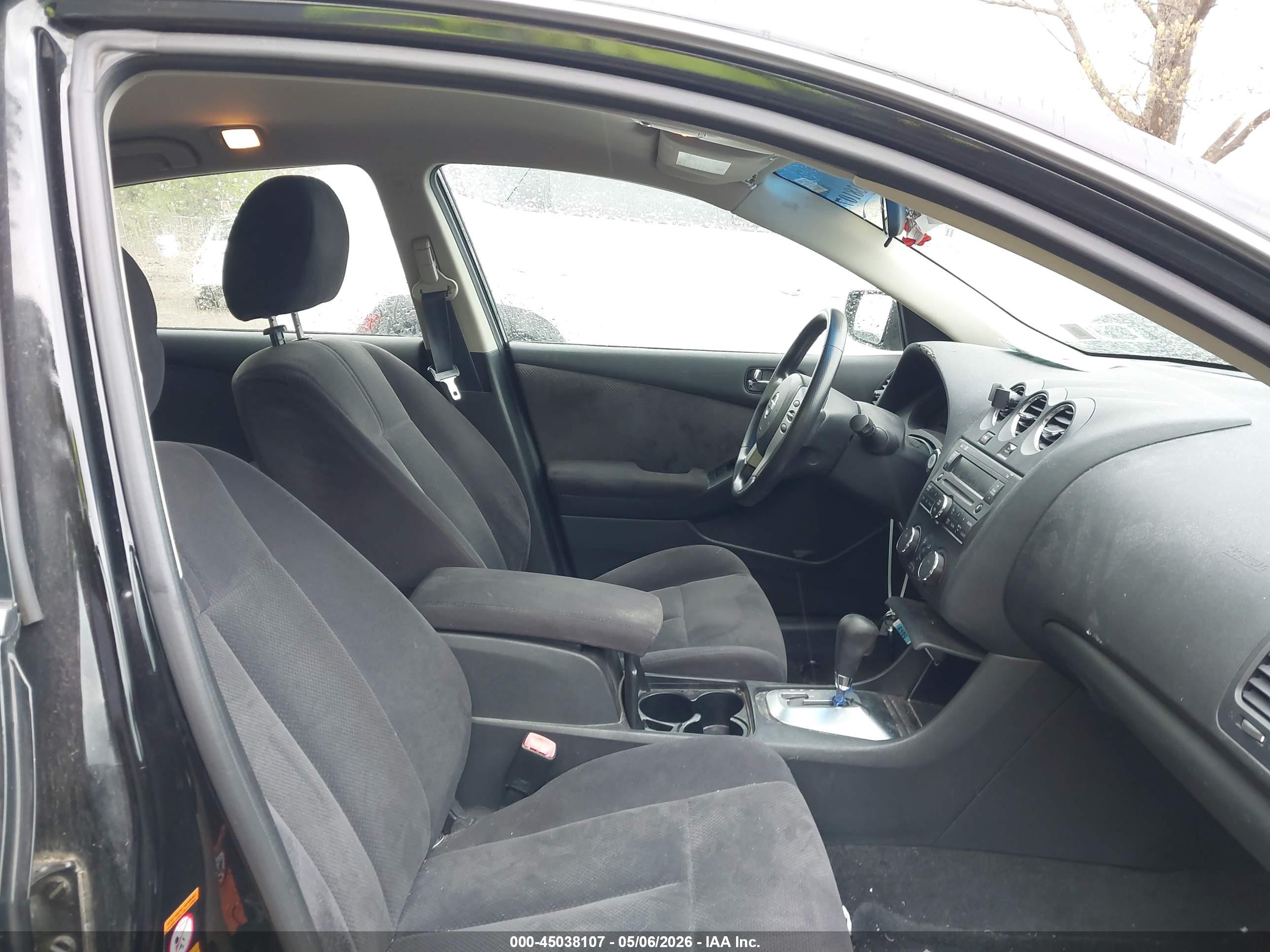 NISSAN ALTIMA image 5