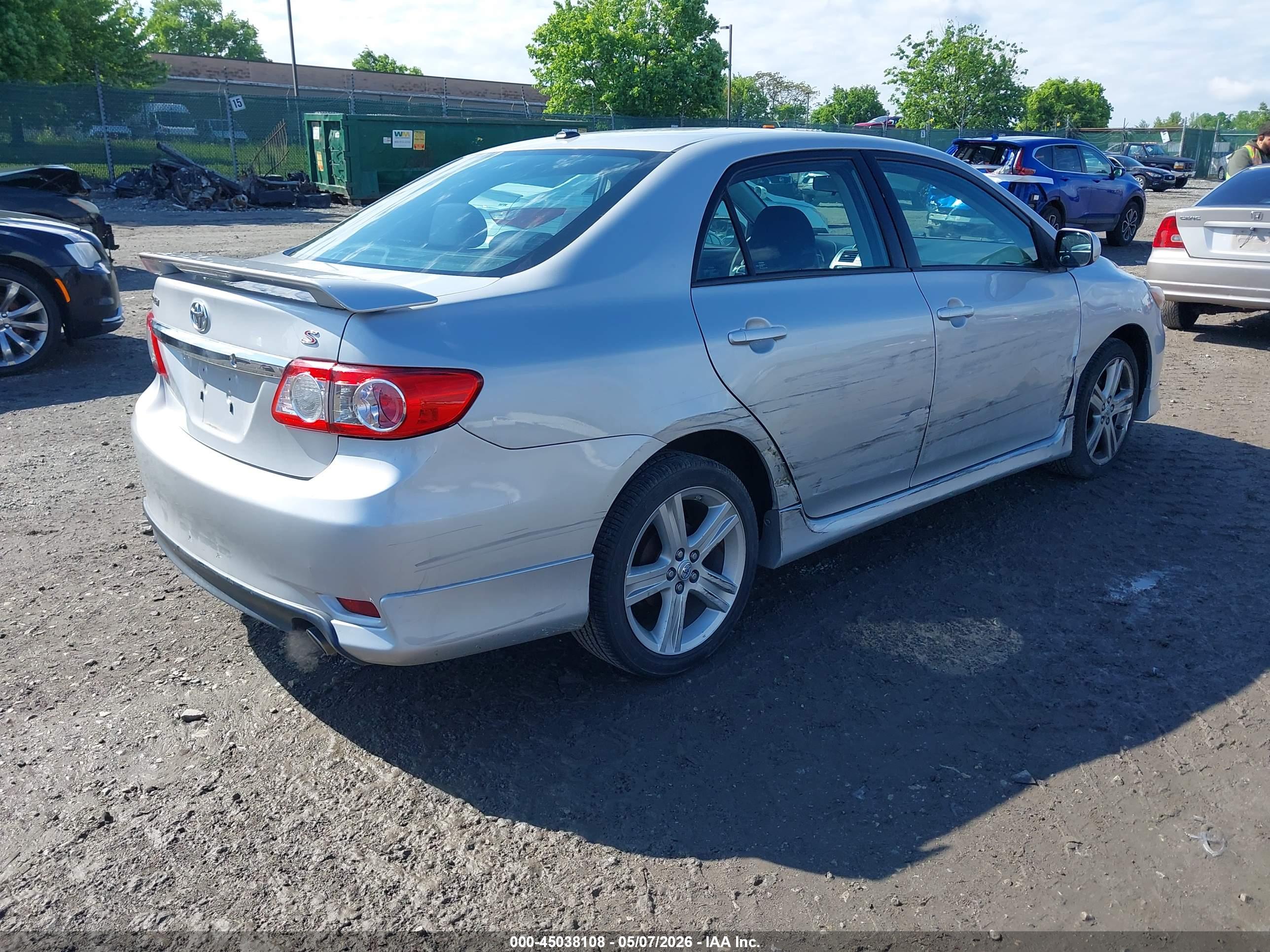 TOYOTA COROLLA image 4