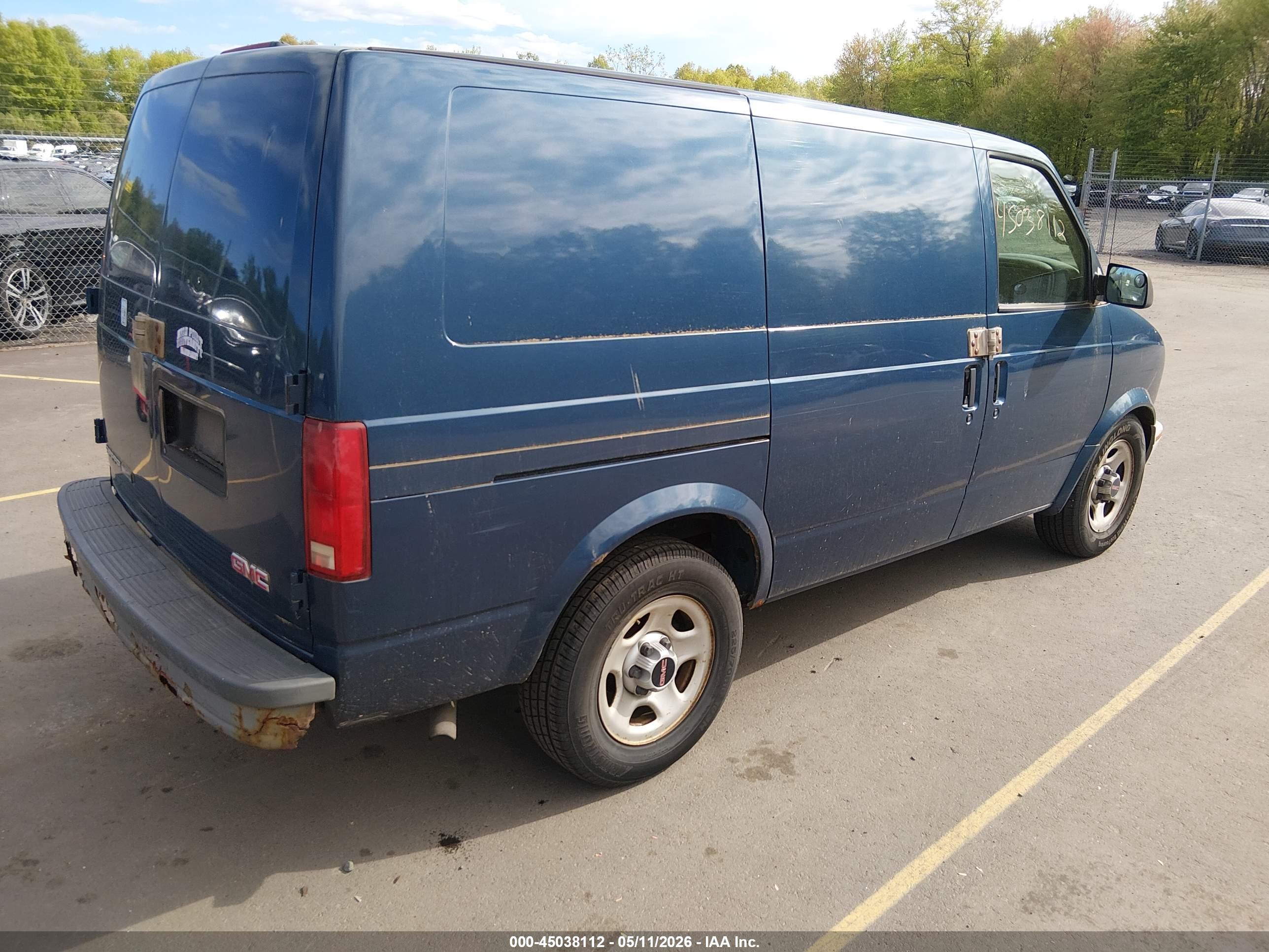 GMC SAFARI image 4