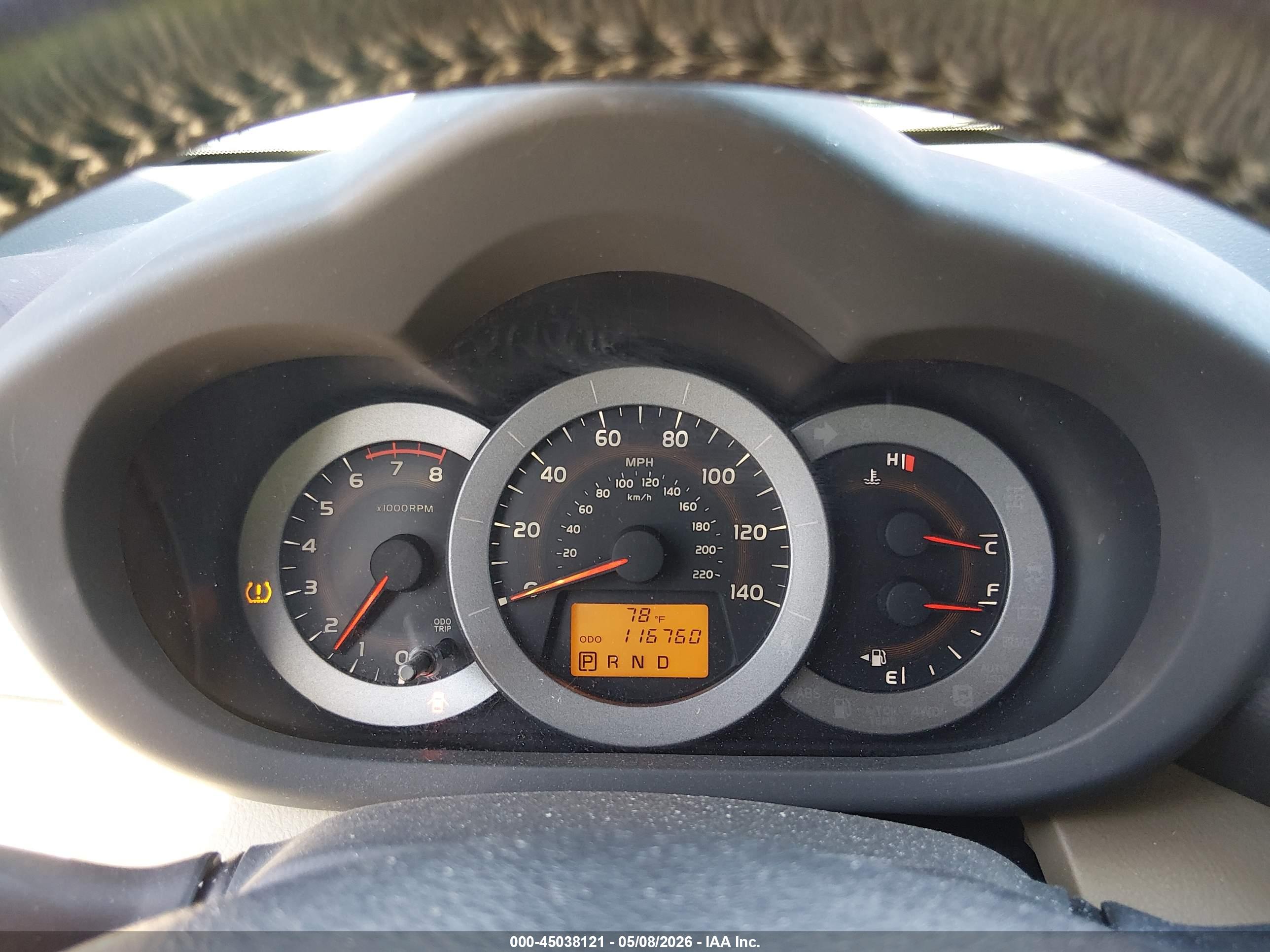 TOYOTA RAV4 image 7