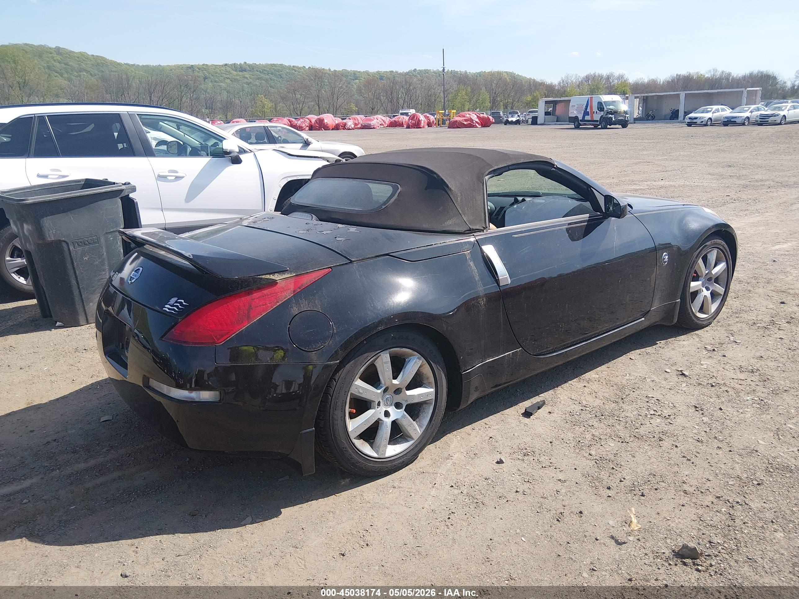NISSAN 350Z image 4