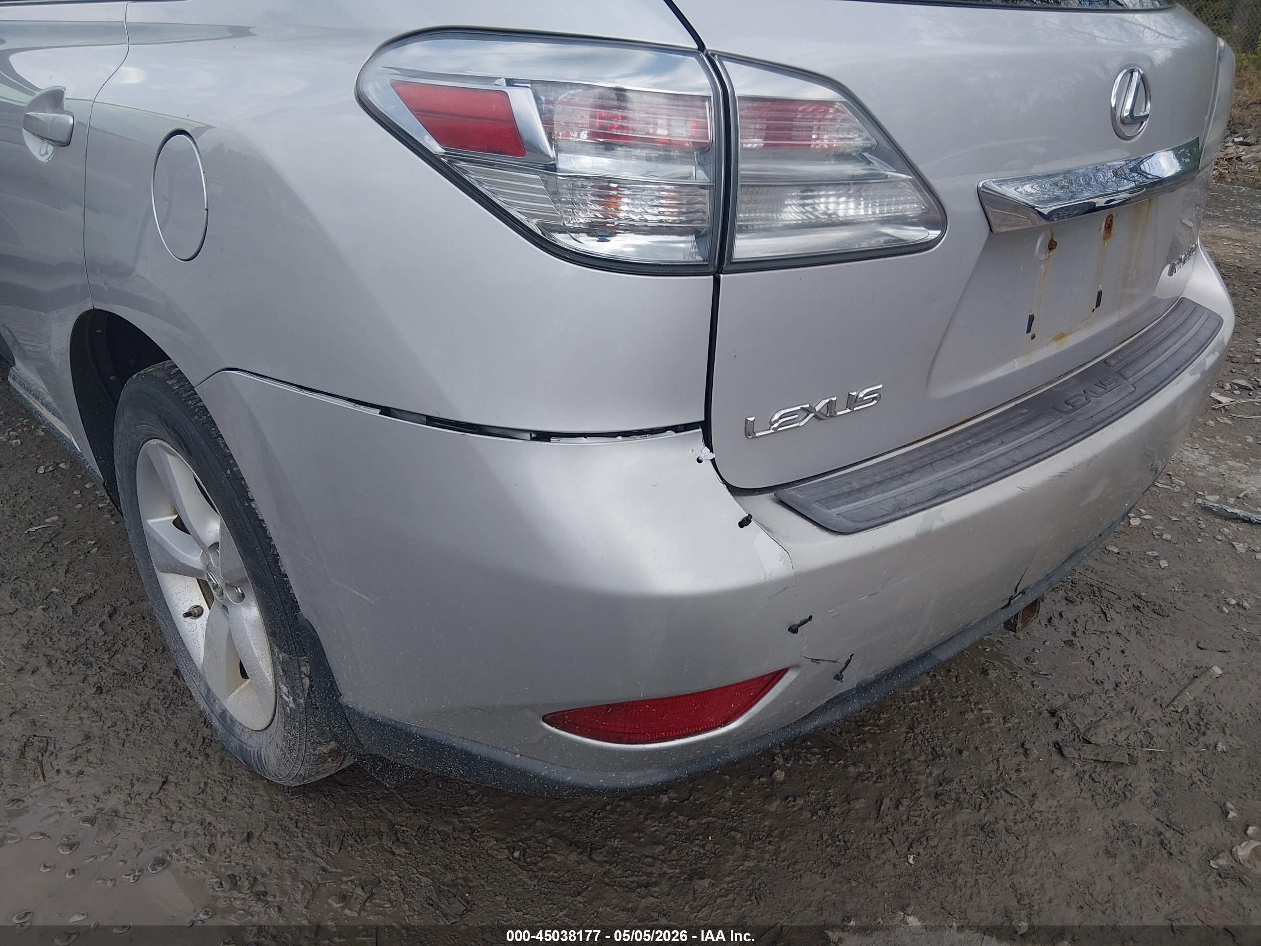 LEXUS RX image 6