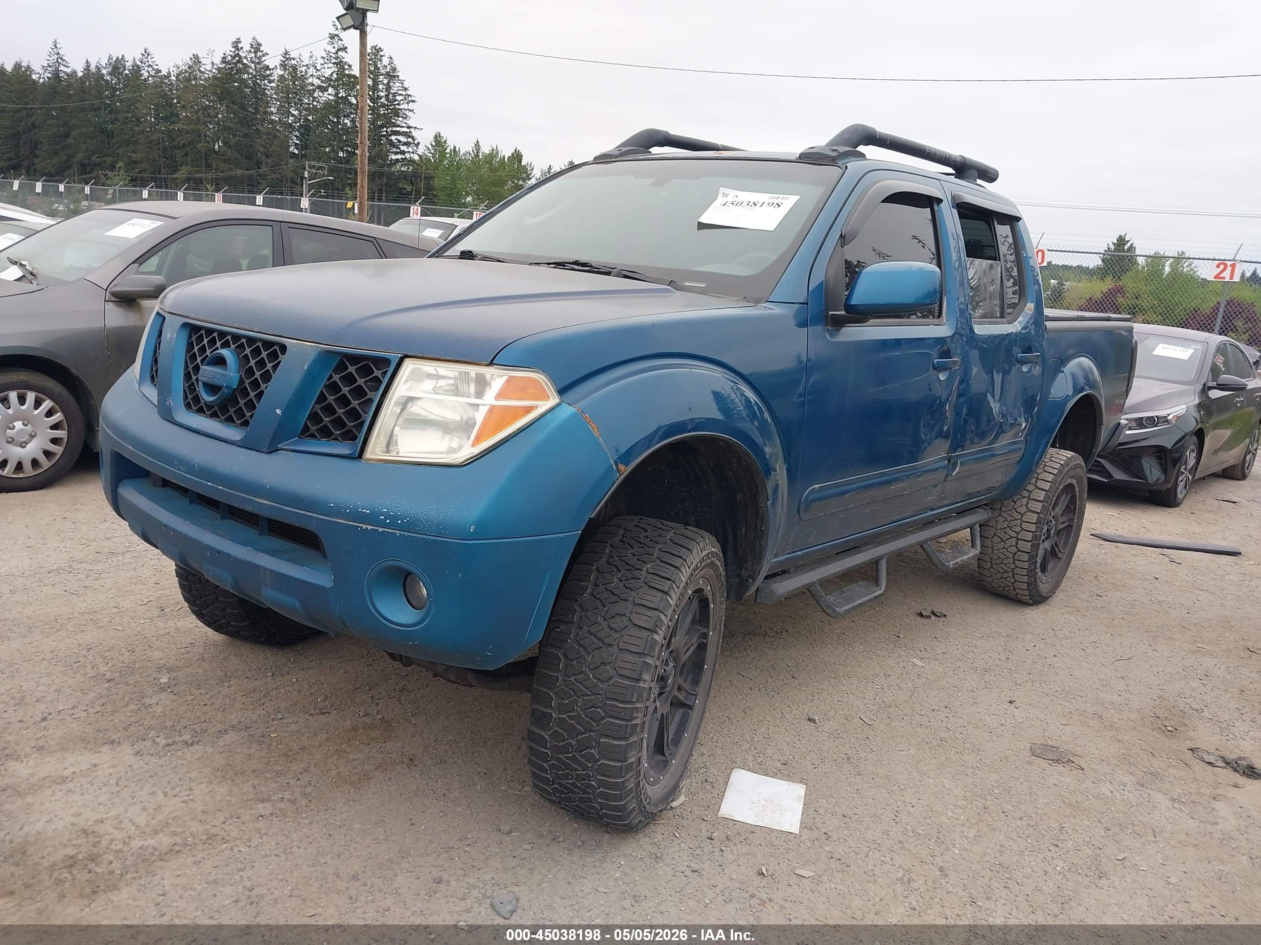 NISSAN FRONTIER image 2