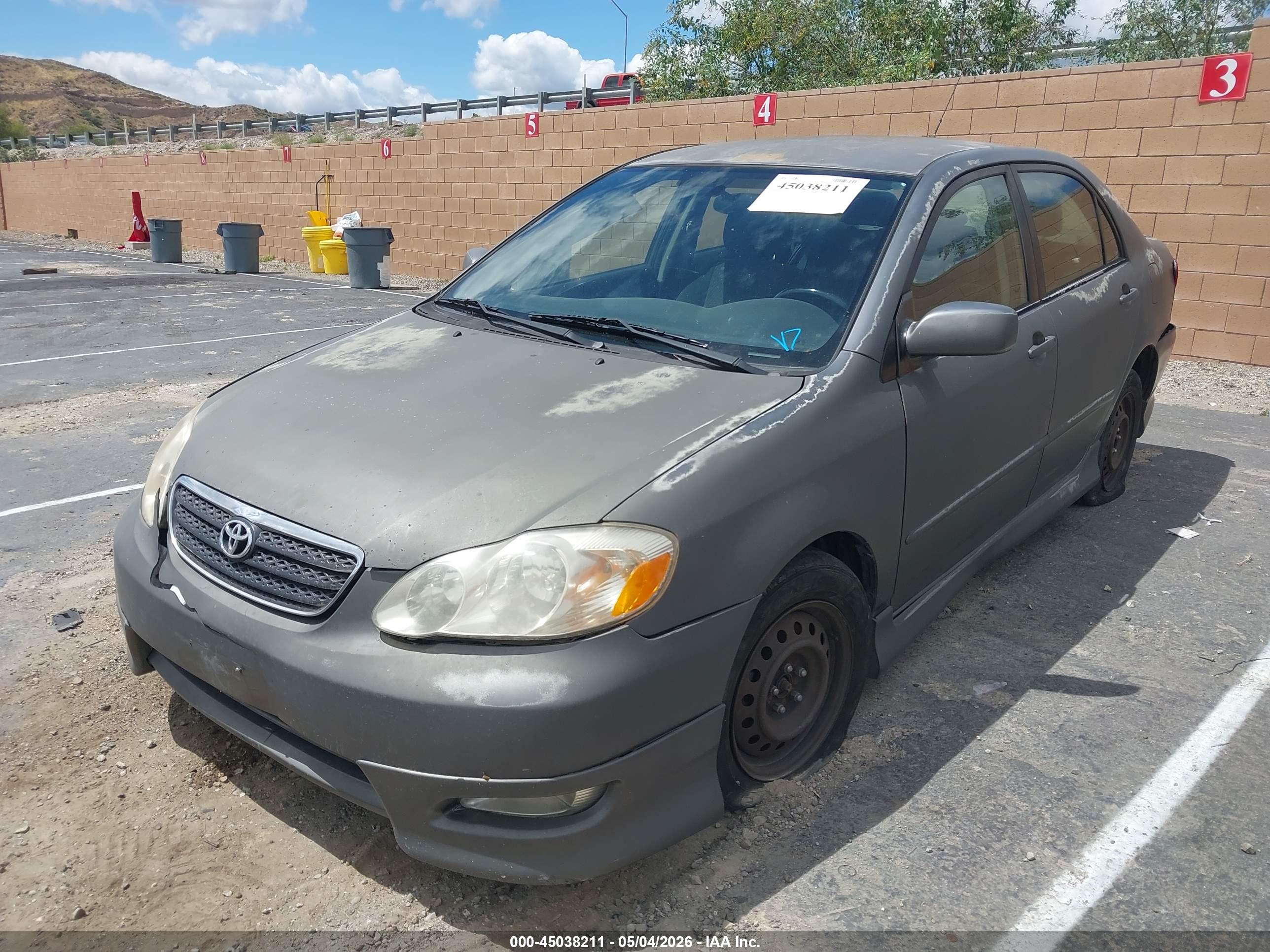 TOYOTA COROLLA image 2