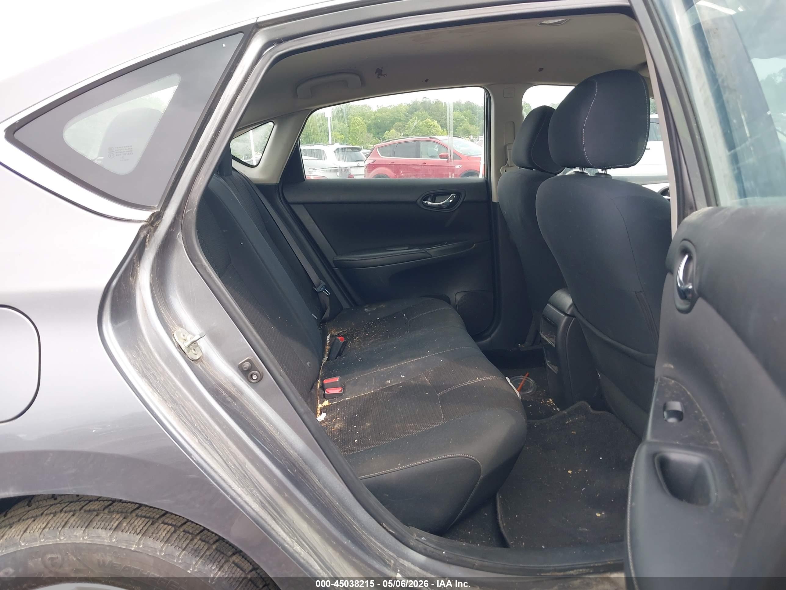 NISSAN SENTRA image 8