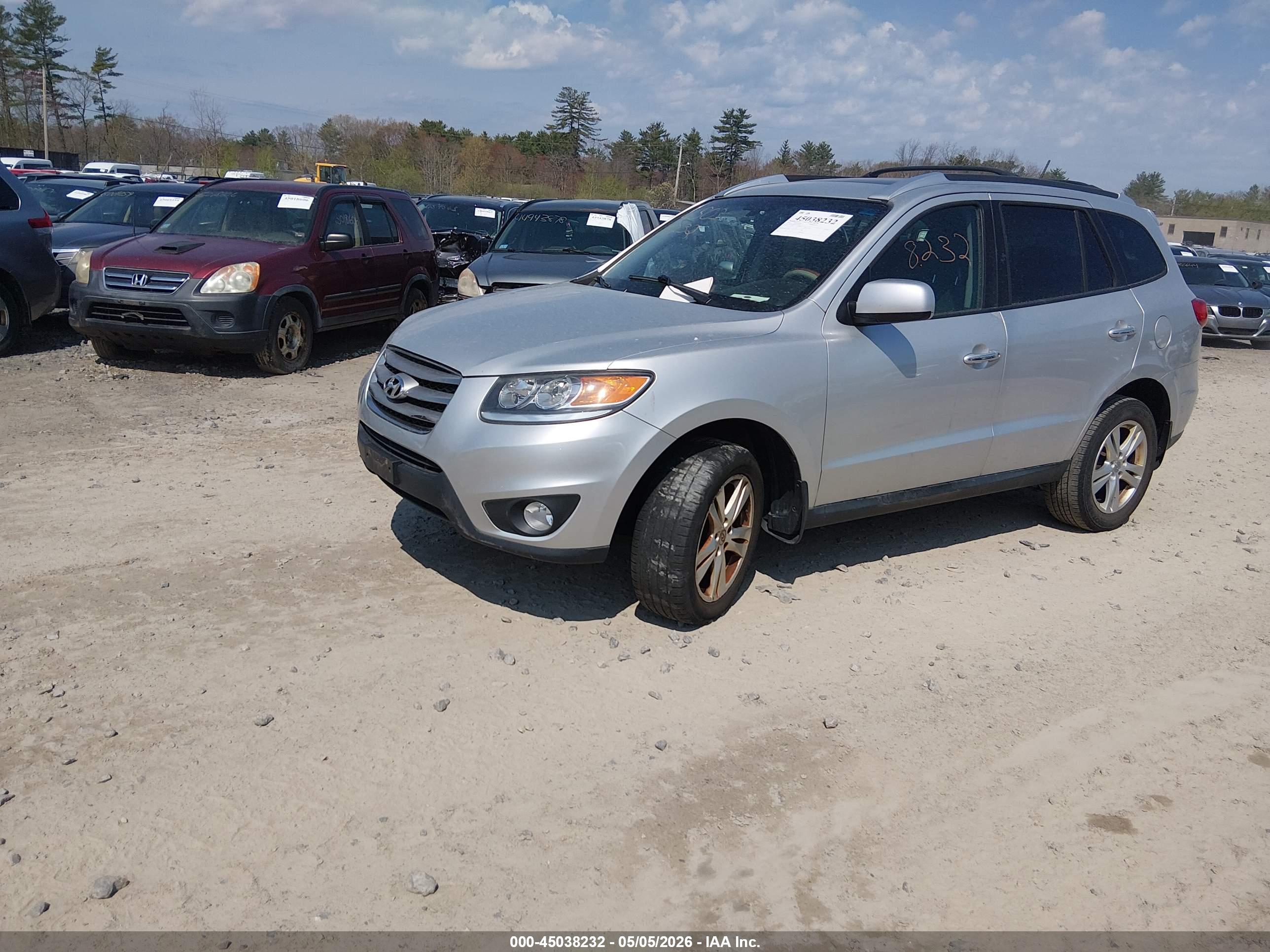 HYUNDAI SANTA image 2