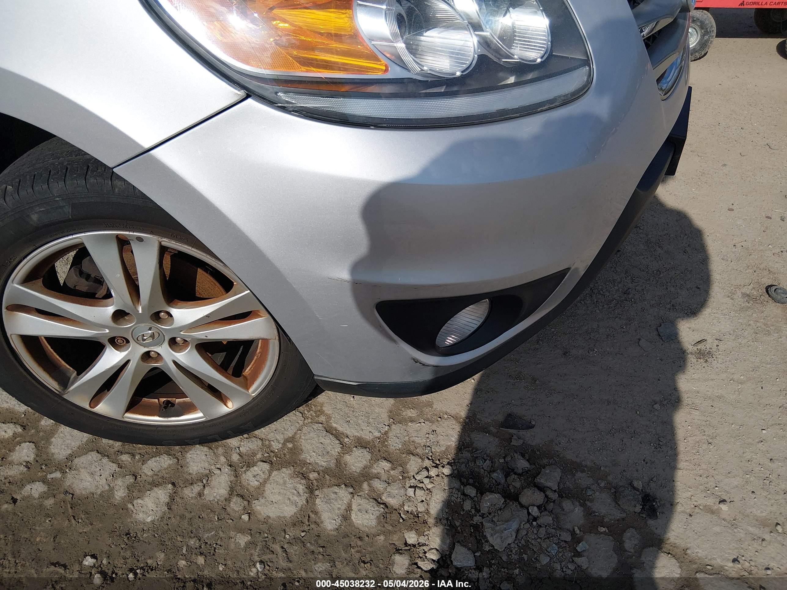 HYUNDAI SANTA image 6