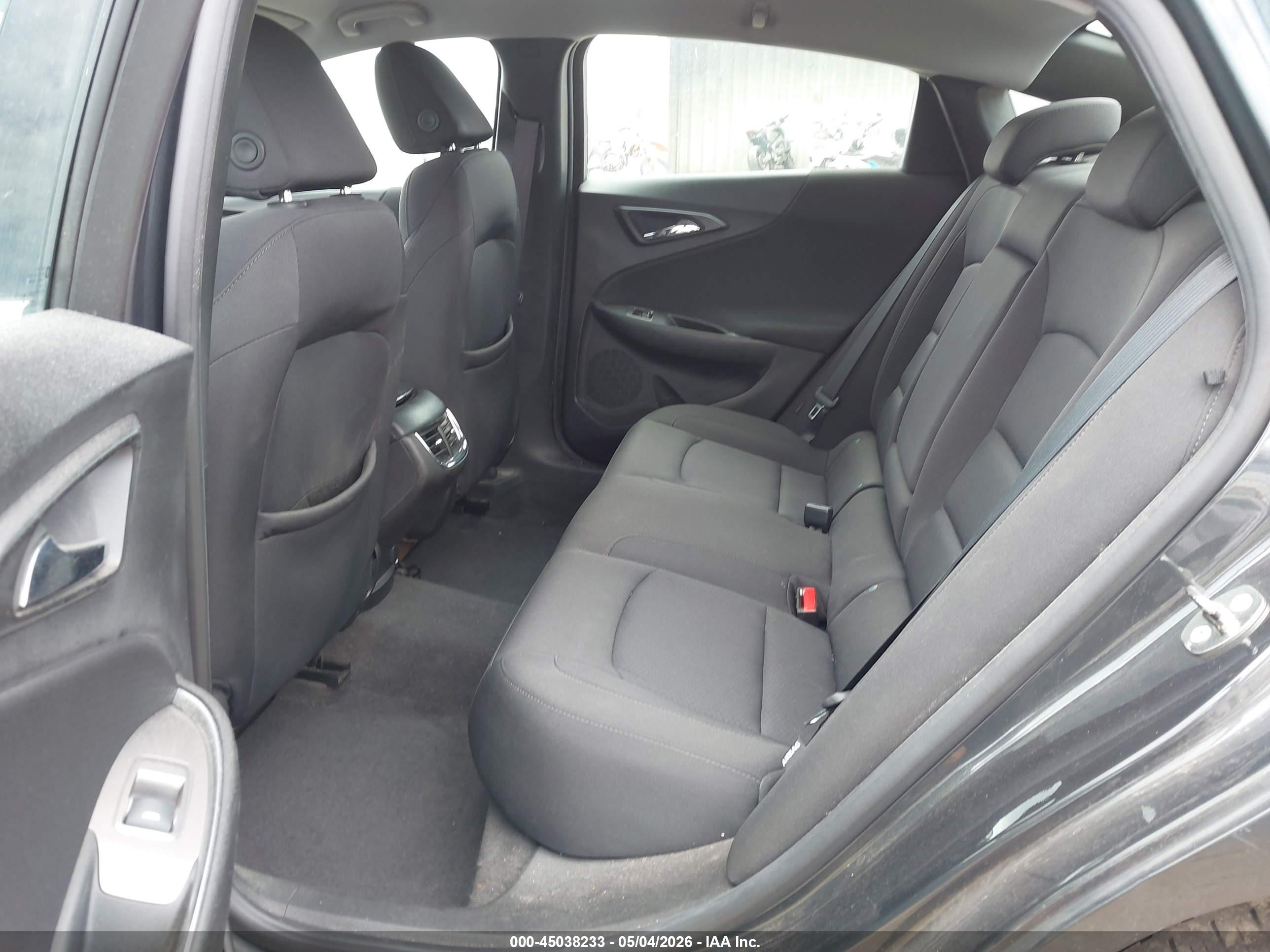 CHEVROLET MALIBU image 8
