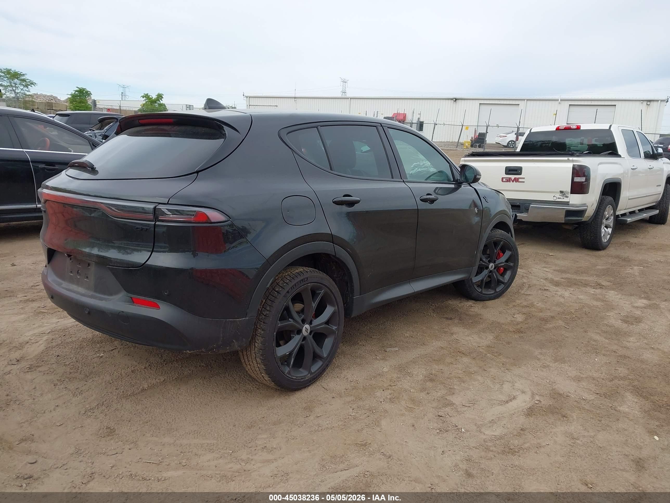 DODGE HORNET image 4