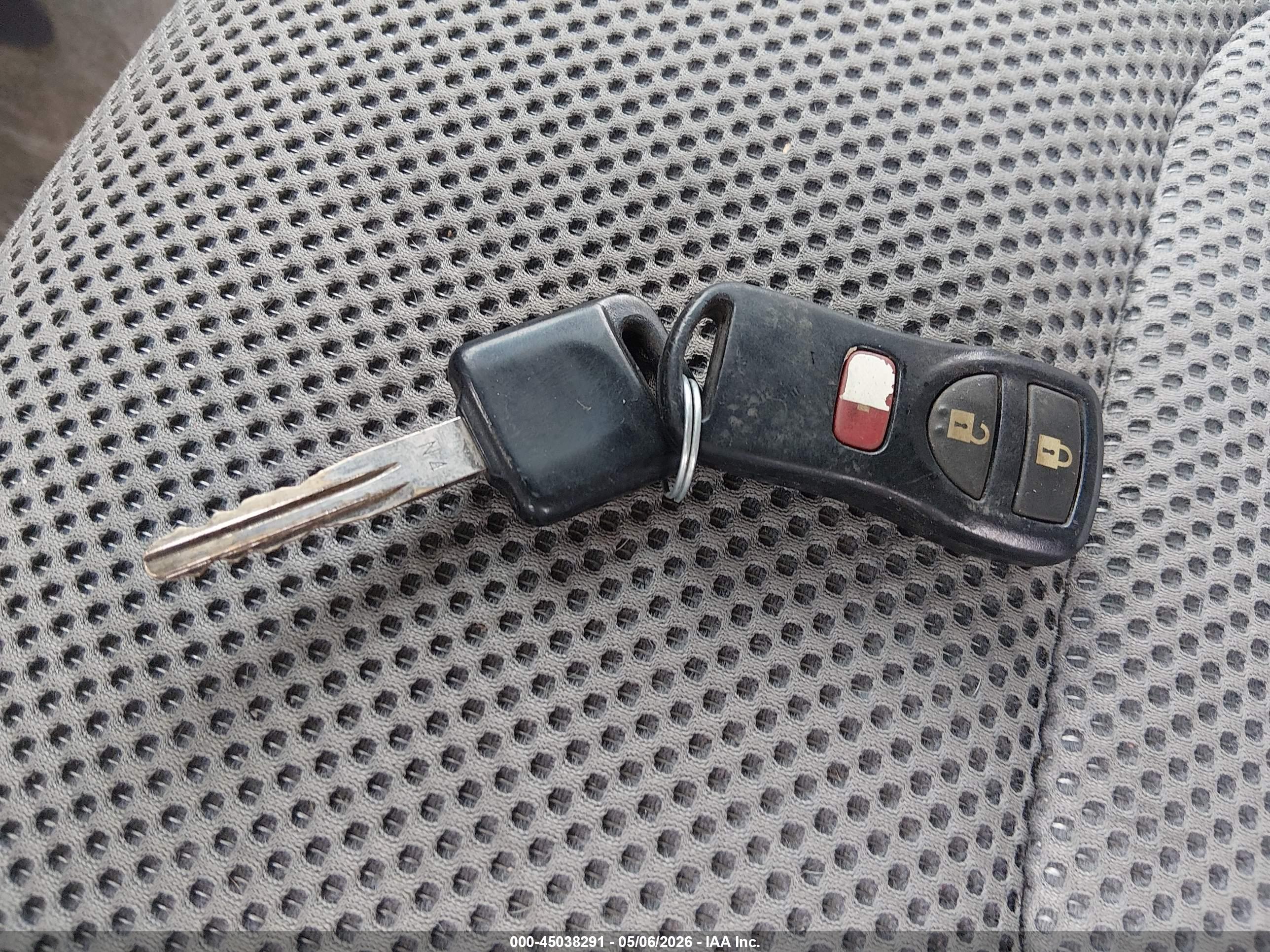 NISSAN FRONTIER image 11