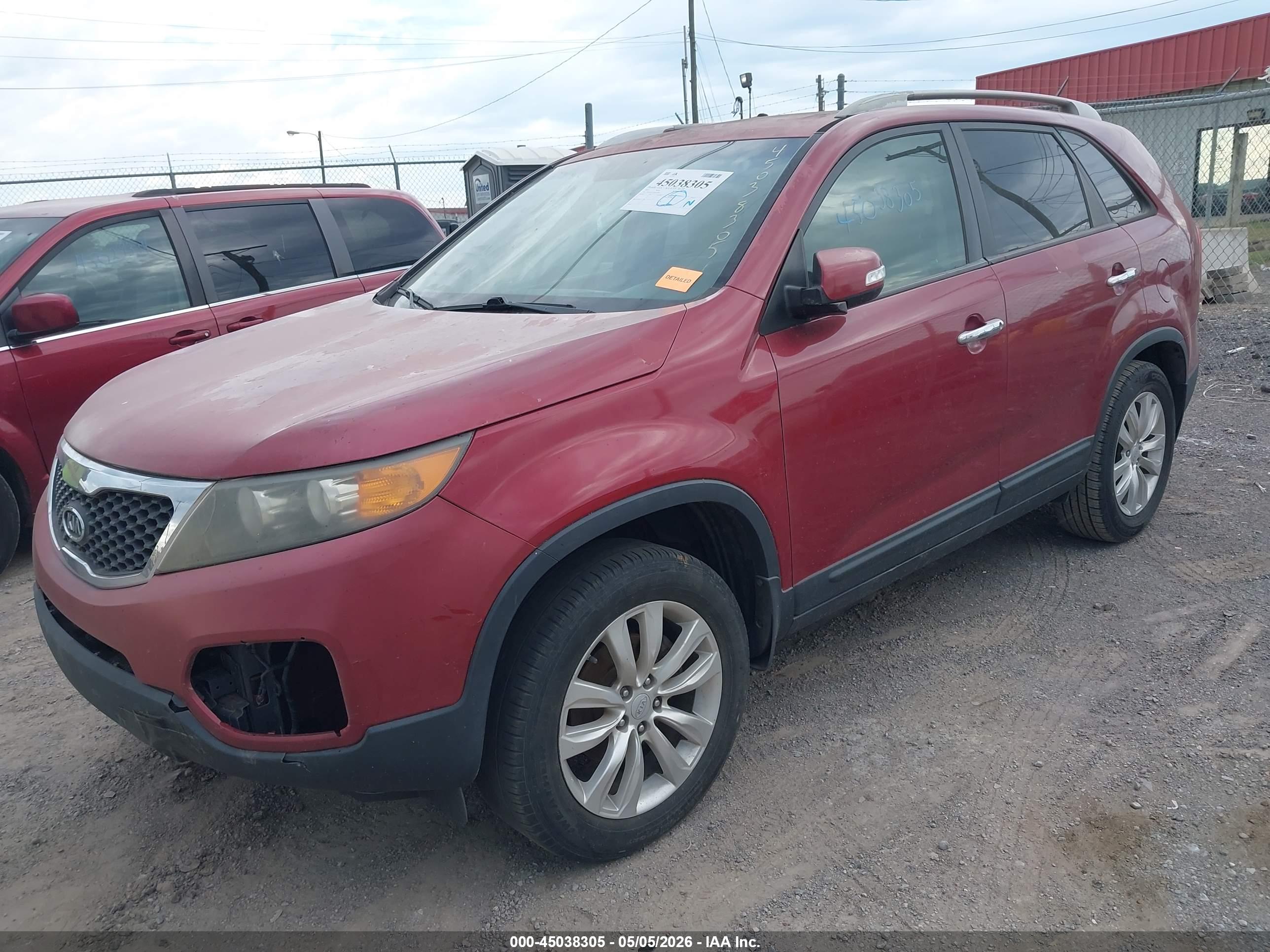 KIA SORENTO image 2