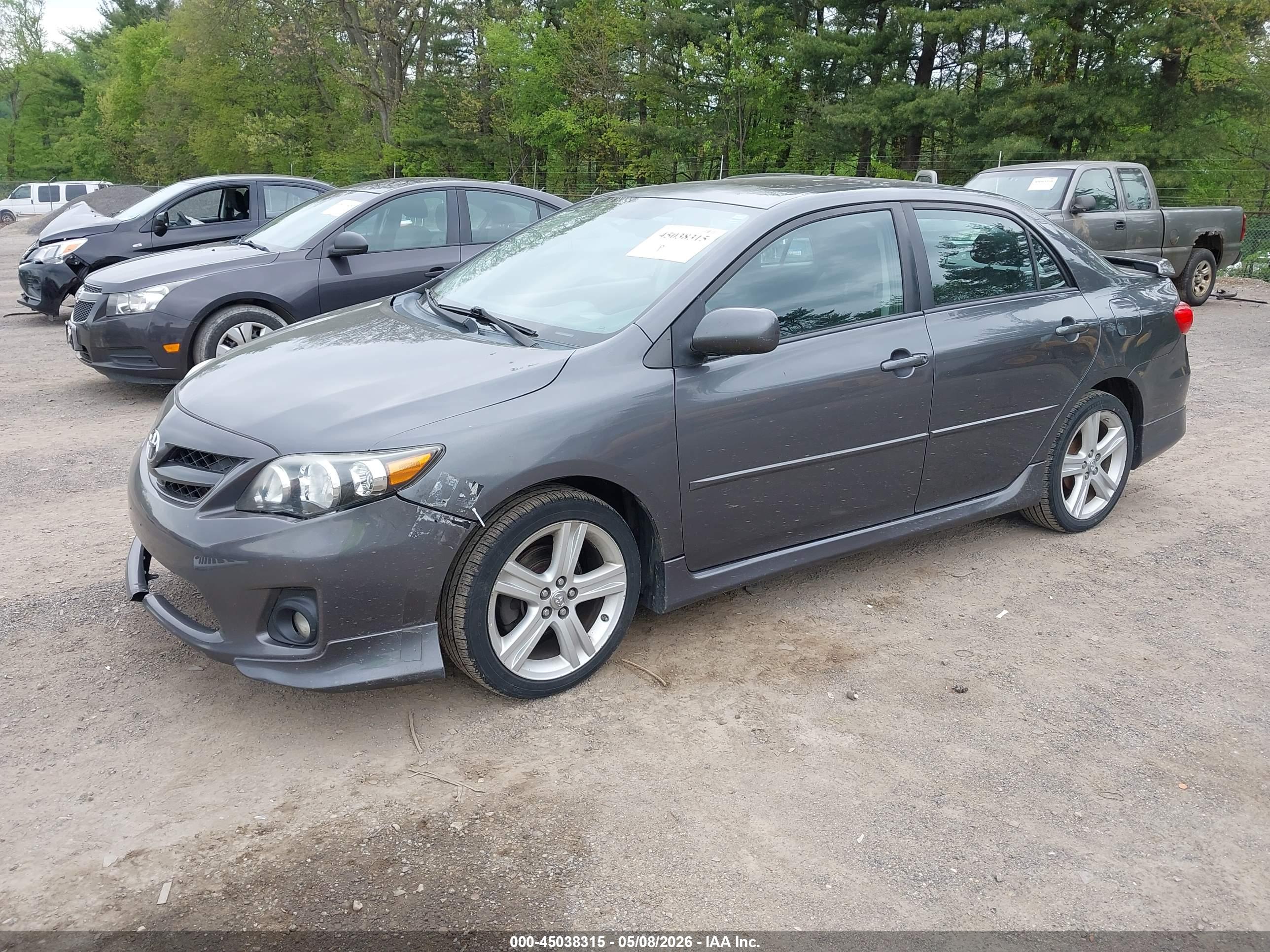 TOYOTA COROLLA image 2