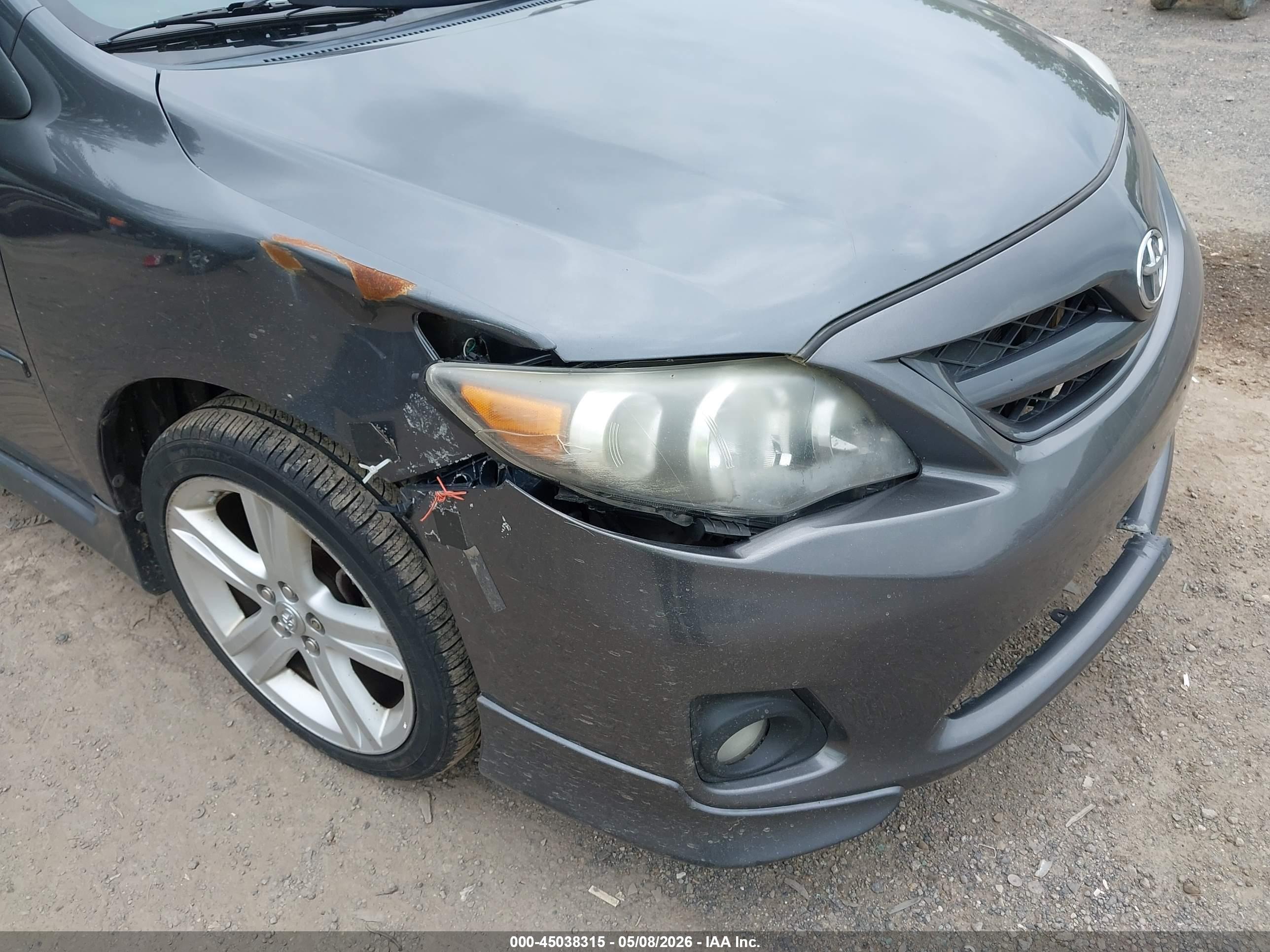 TOYOTA COROLLA image 6
